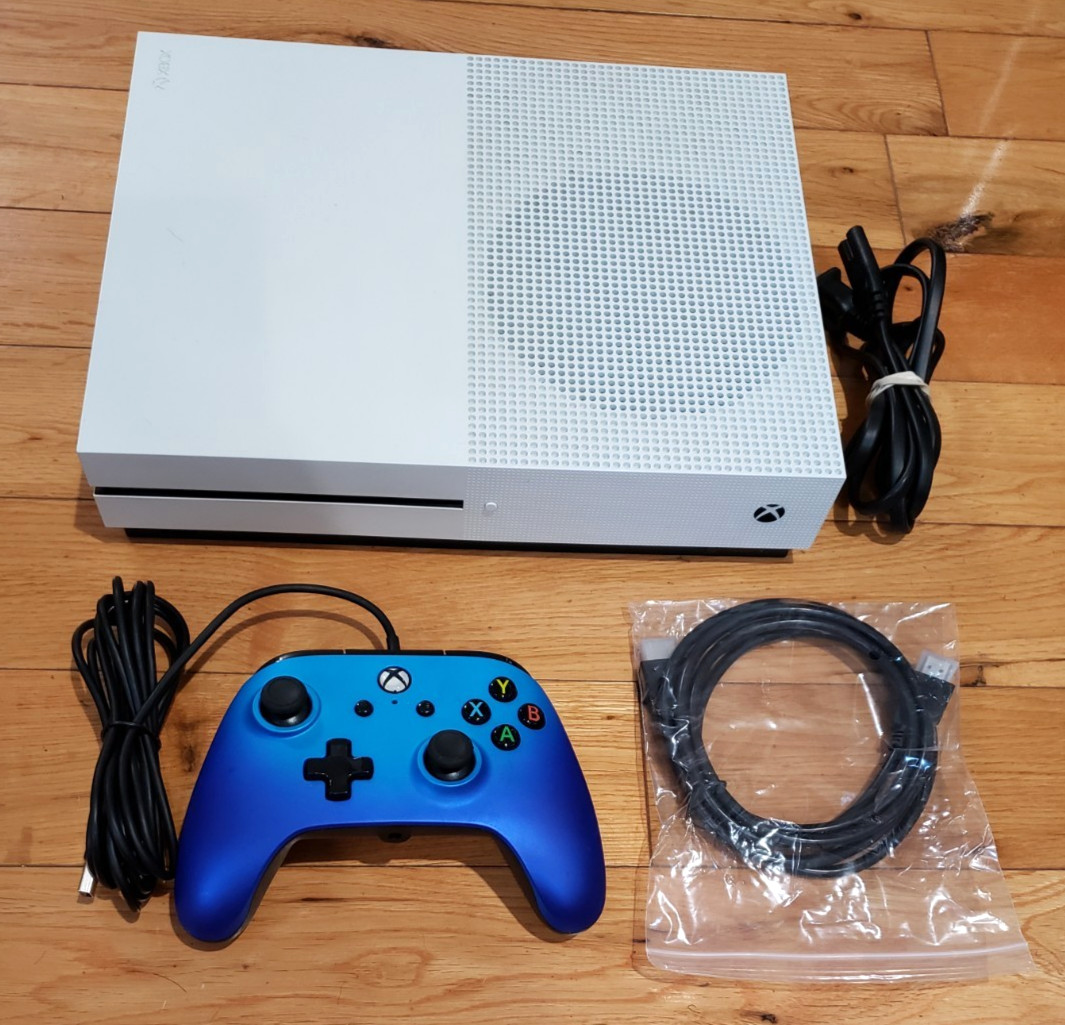 Xbox One S 1TB Console 1681 White Bundle, Wired Controller, Power, HDMI, TESTED