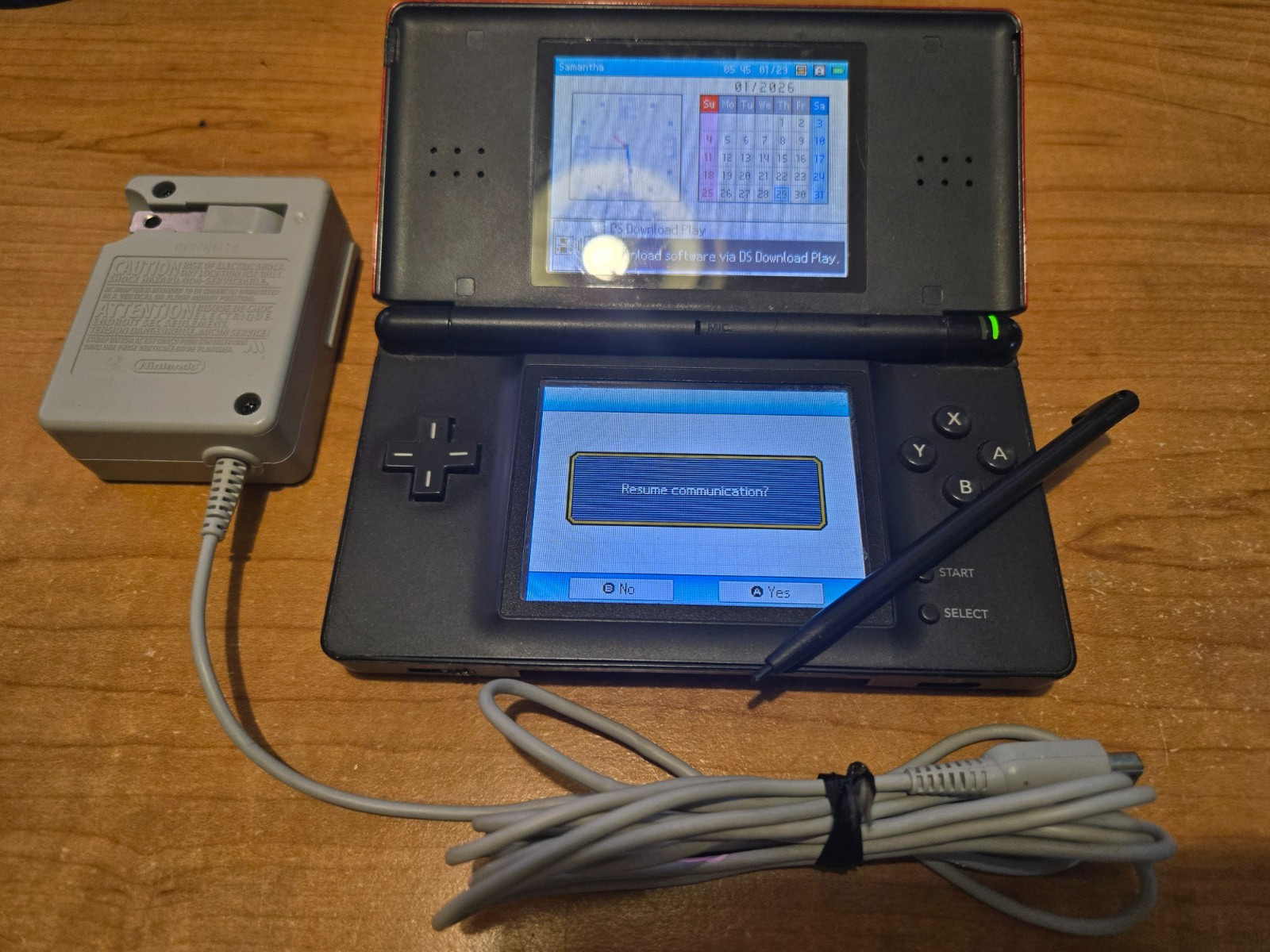 Nintendo DS Lite Console Black With Games, Charger & Stylus TESTED