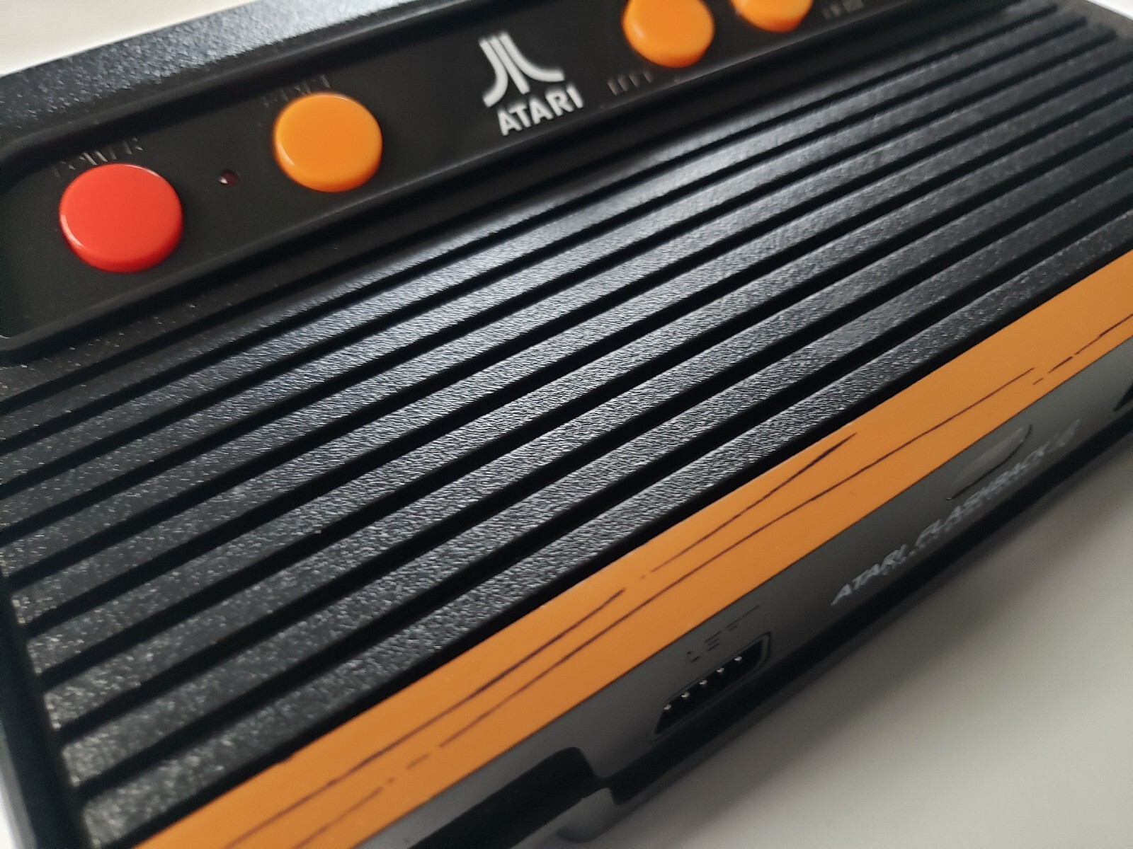Atari FLASHBACK 4 – Classic Game Console 76 Built In Games 2 Joysticks