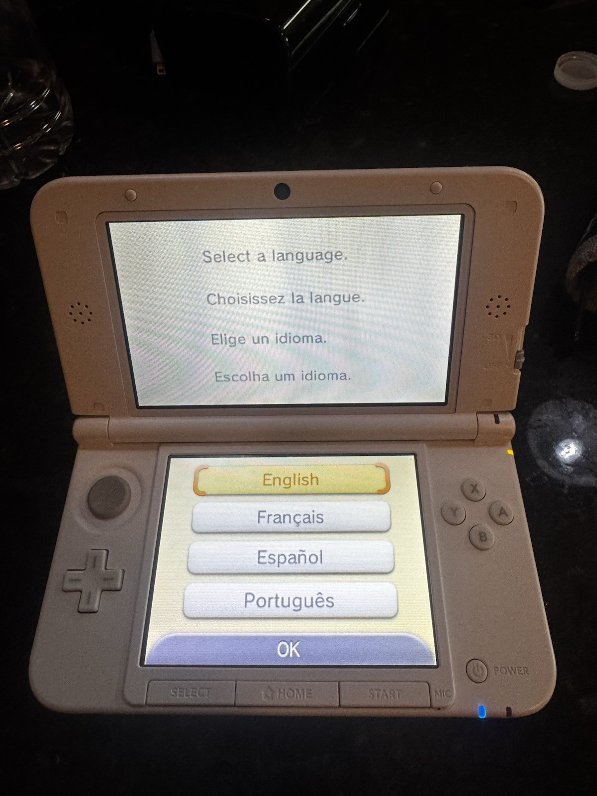 Nintendo 3DS XL Yoshi Edition With Bonus Games