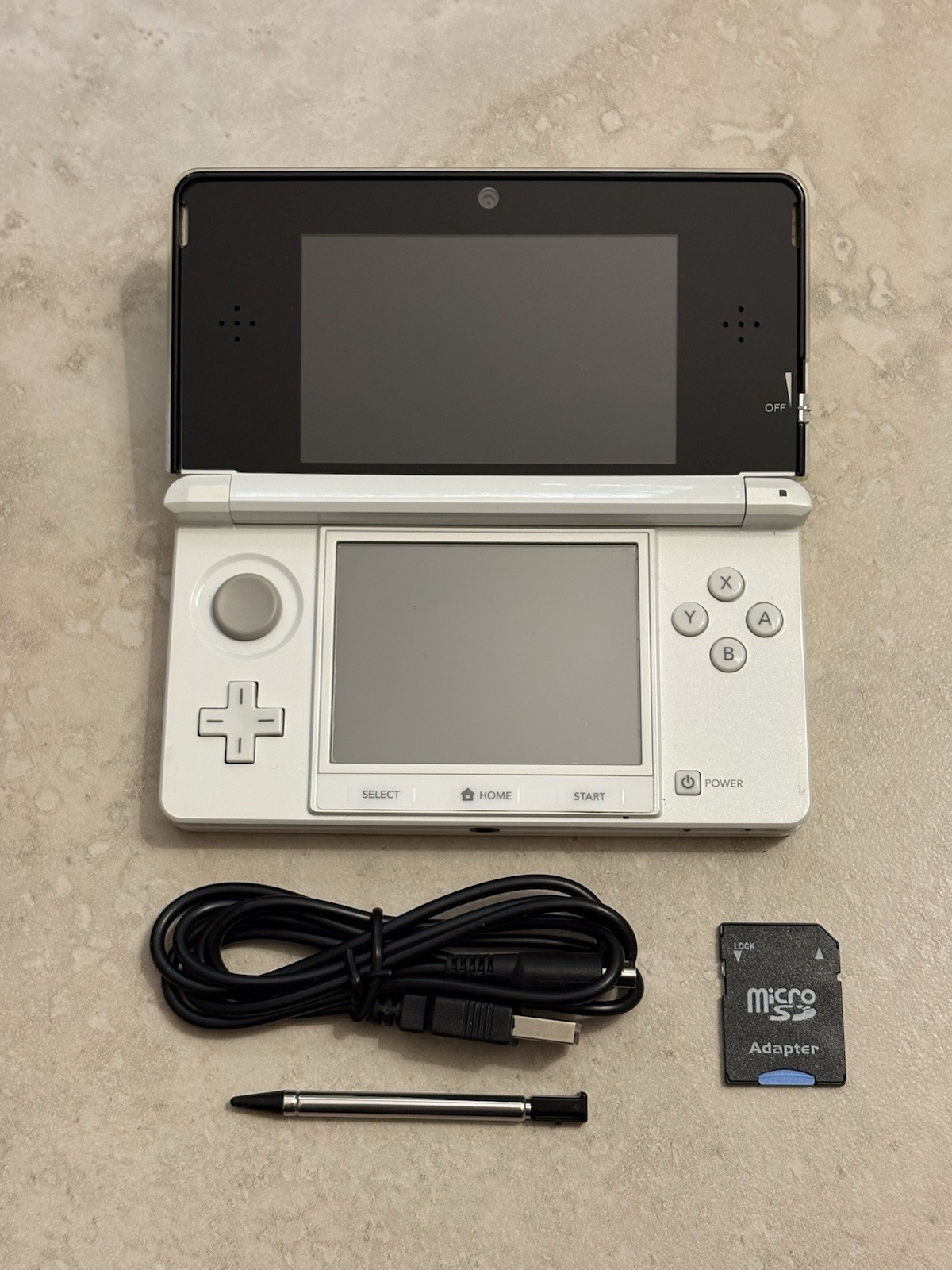 Nintendo 3DS Console White Edition With Charger US SELLER New Top Screen