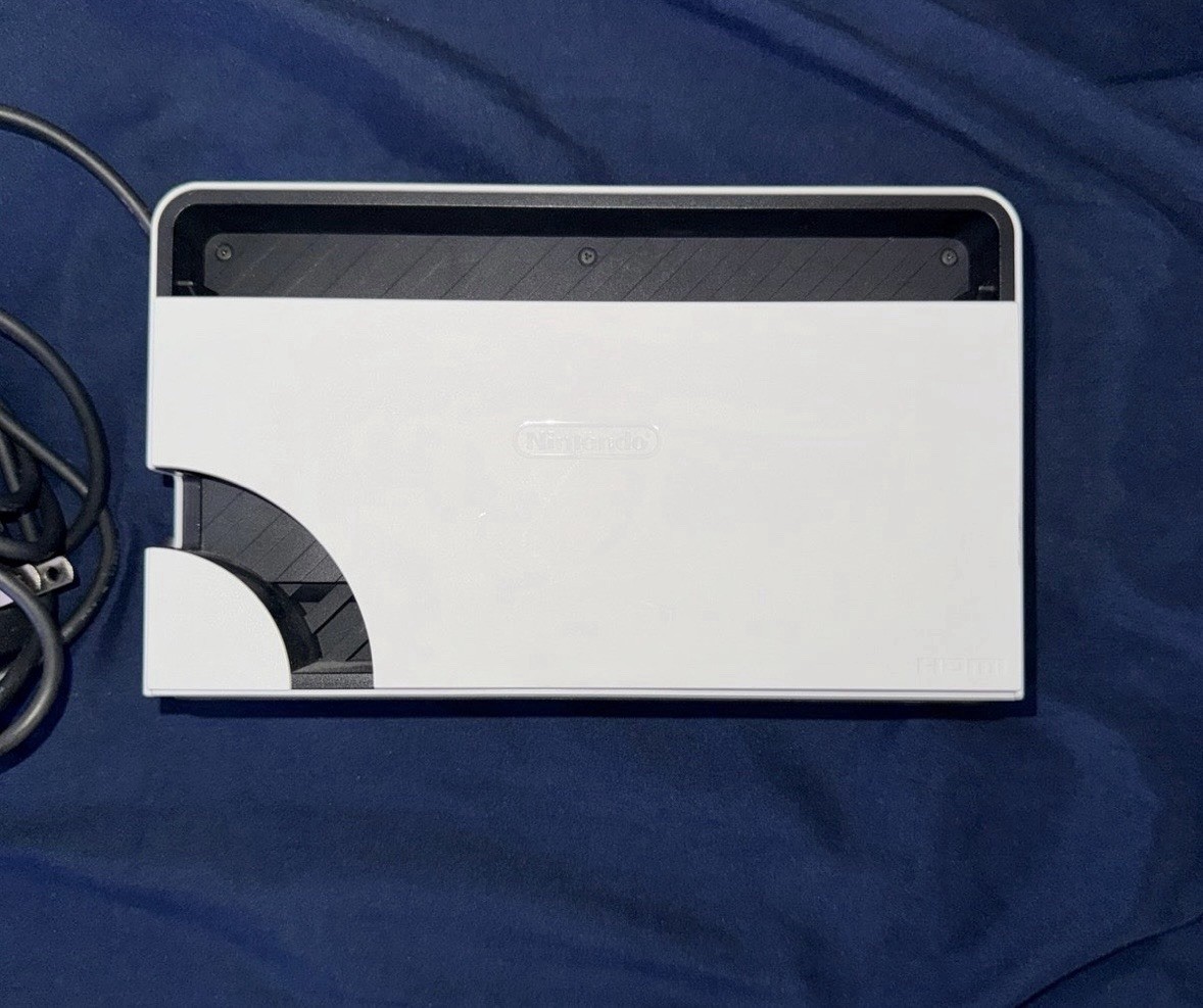 Nintendo Switch OLED + charging dock accessories for joycon