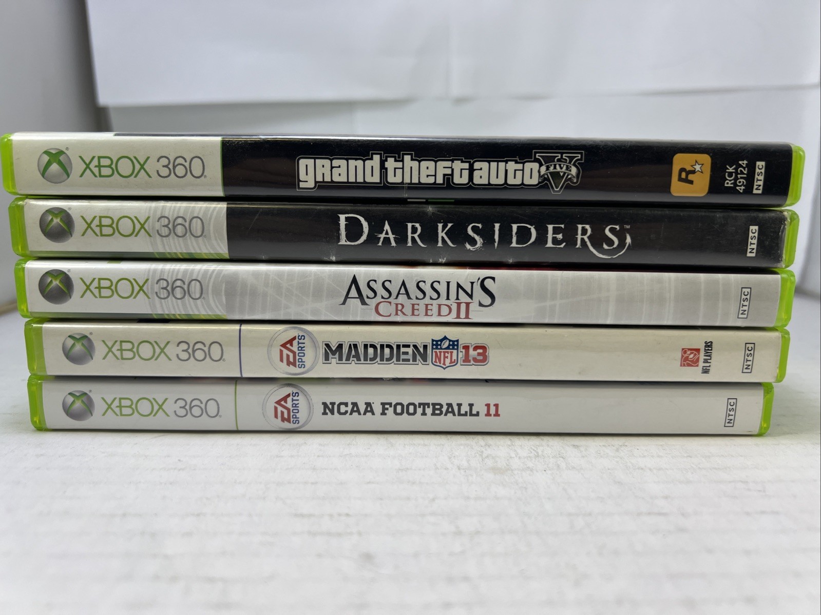 Xbox 360 S Slim 4GB Console Bundle Controller Lot Of 5 Games #ML37