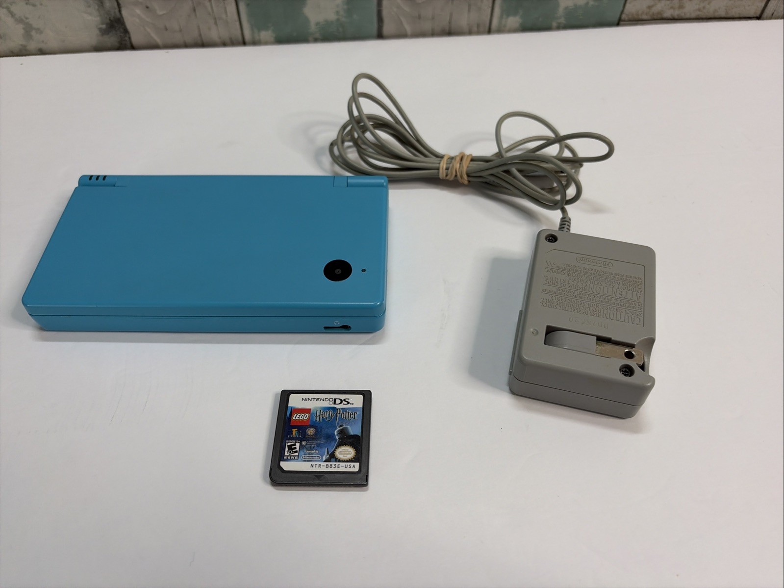 Nintendo DSi Handheld Game BLUE Console + Harry Potter Lego game