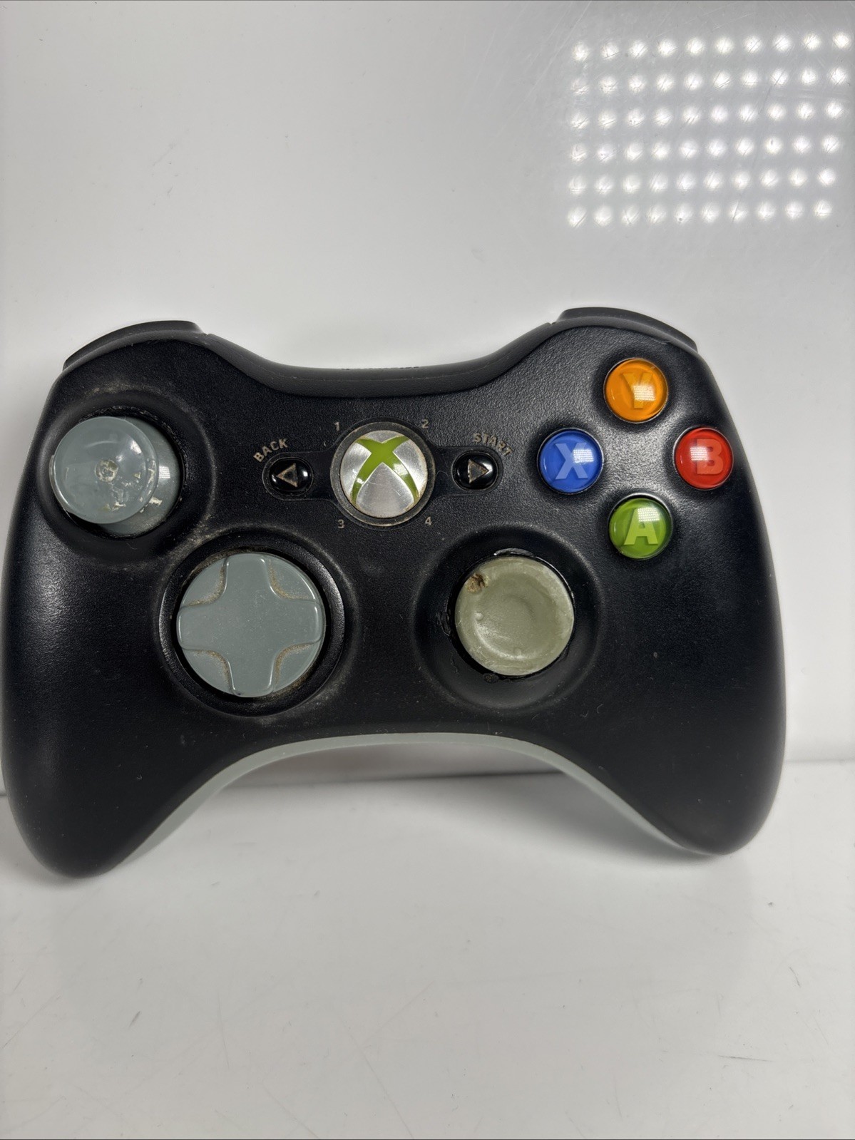 XBOX 360 SLIM Console 60GB 1 Controller – STANDARD PLAYERS CONDITION GRADE C
