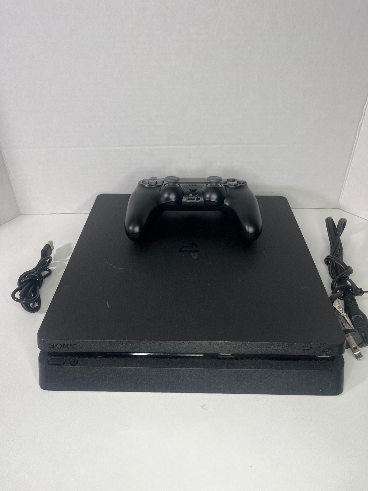 Sony PlayStation 4 Slim 500GB Gaming Console with Controller – Black (TESTED)
