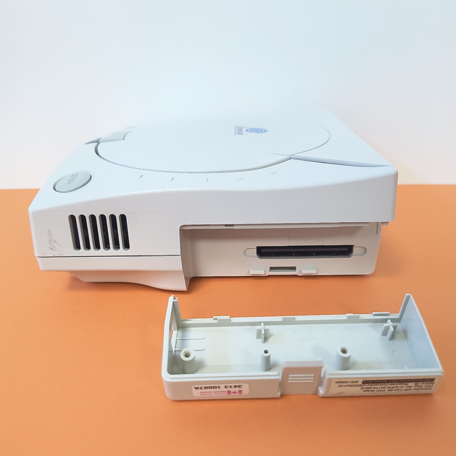 SEGA DREAMCAST CONSOLE JAP VERSION NO REGION LOCK WITH EUROPEAN POWER SUPPLY