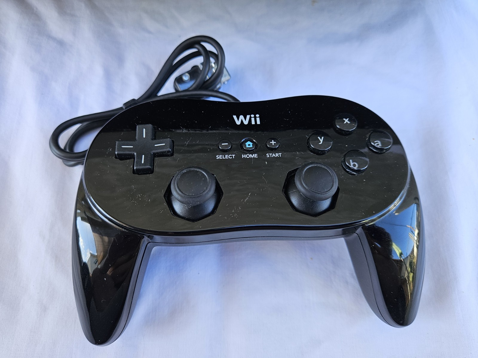 Nintendo Wii Wii Sports Resort and Wii Remote Plus