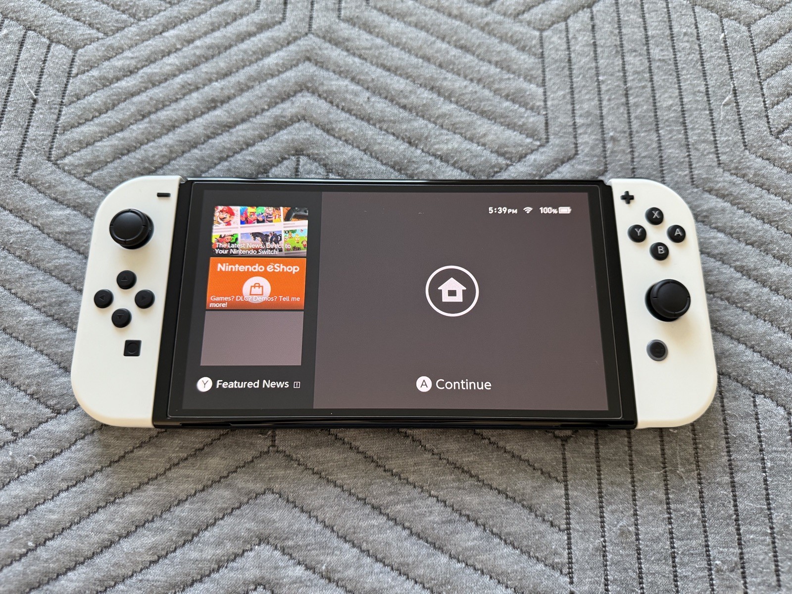 Nintendo Switch OLED 64GB White Joy-Con + Pro Controller + 128GB SD + Protector