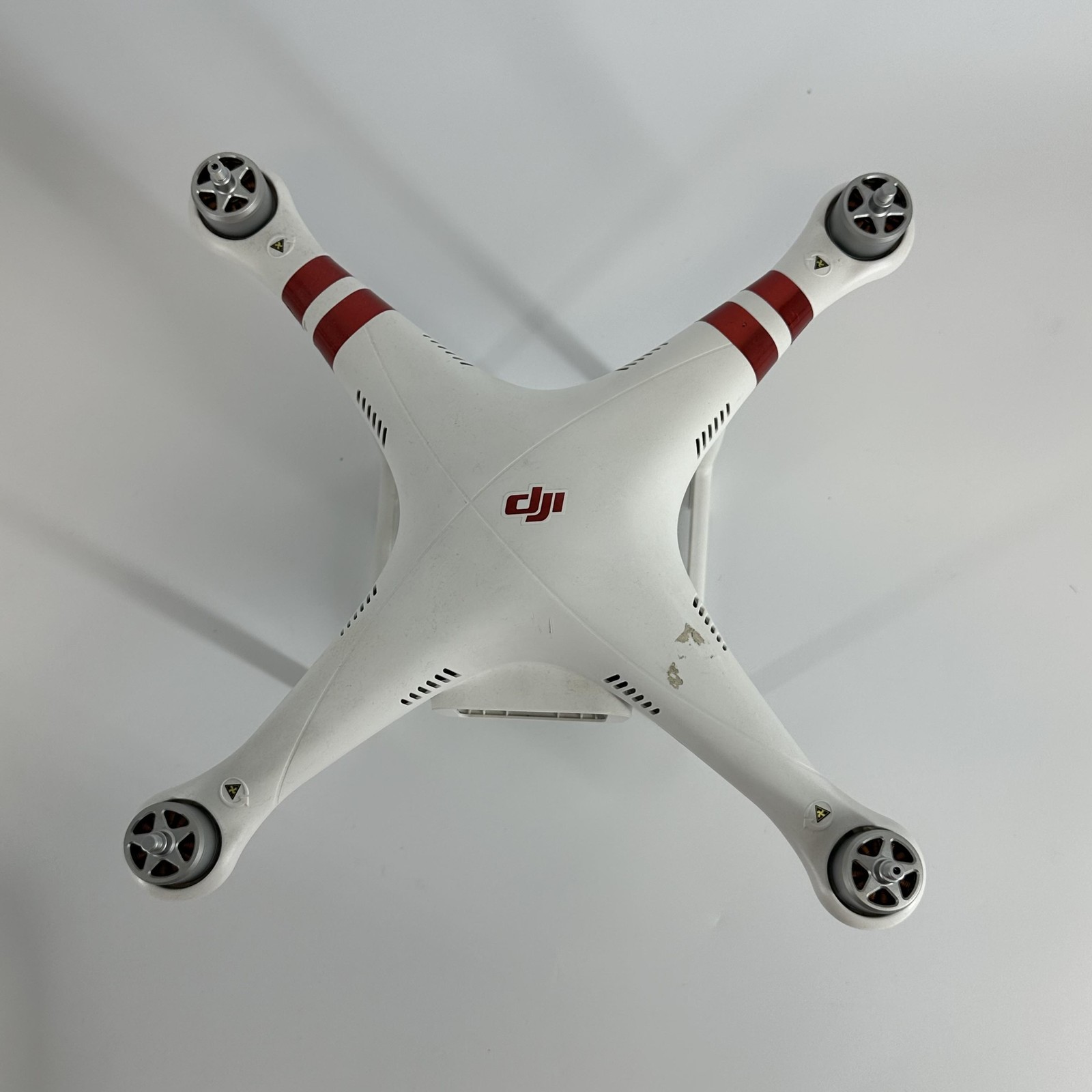 DJI Phantom 3 Standard Drone Quadcopter White w/ DJI goggles FPV – Good