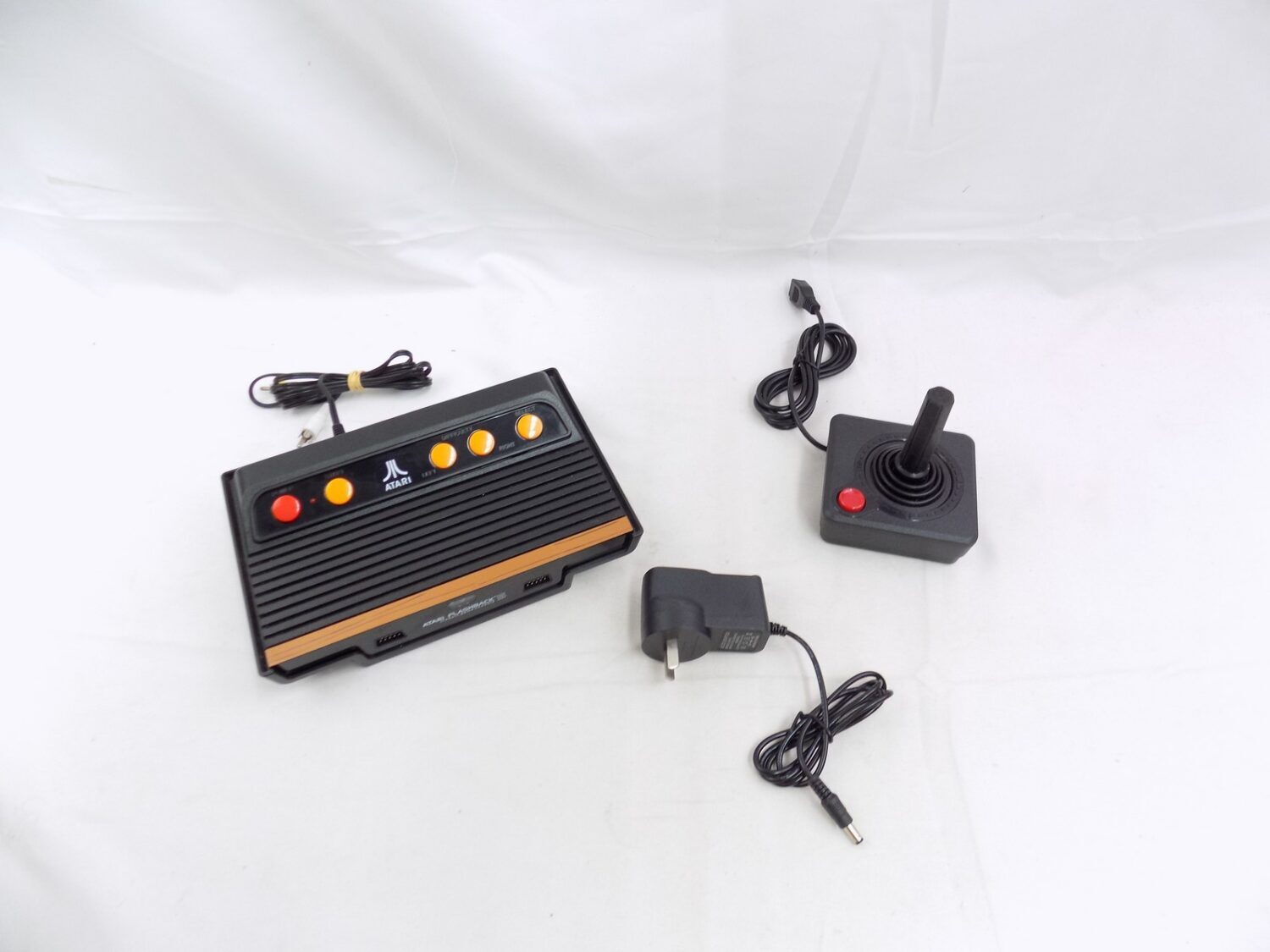 Atari Flashback 5 Console Bundle /2