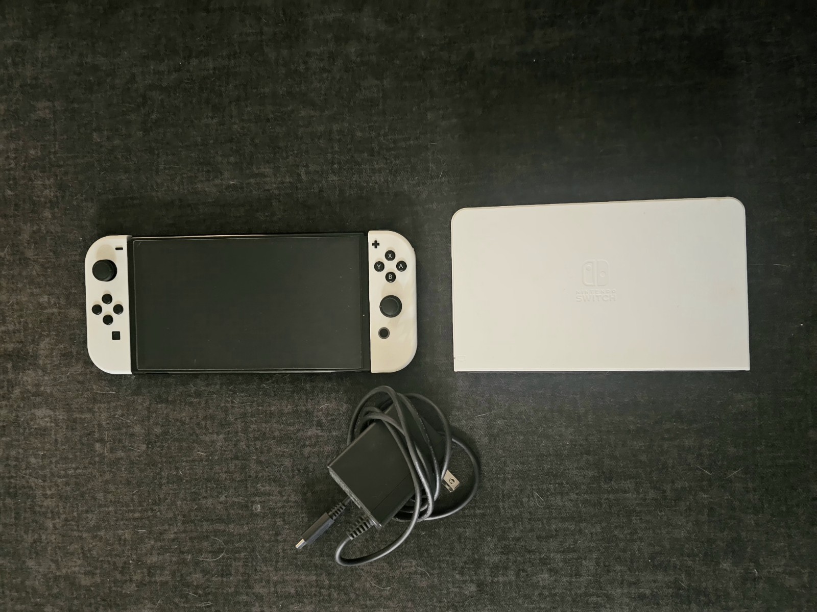 Nintendo Switch OLED Model – 64GB/White (HEGSKAAAA)