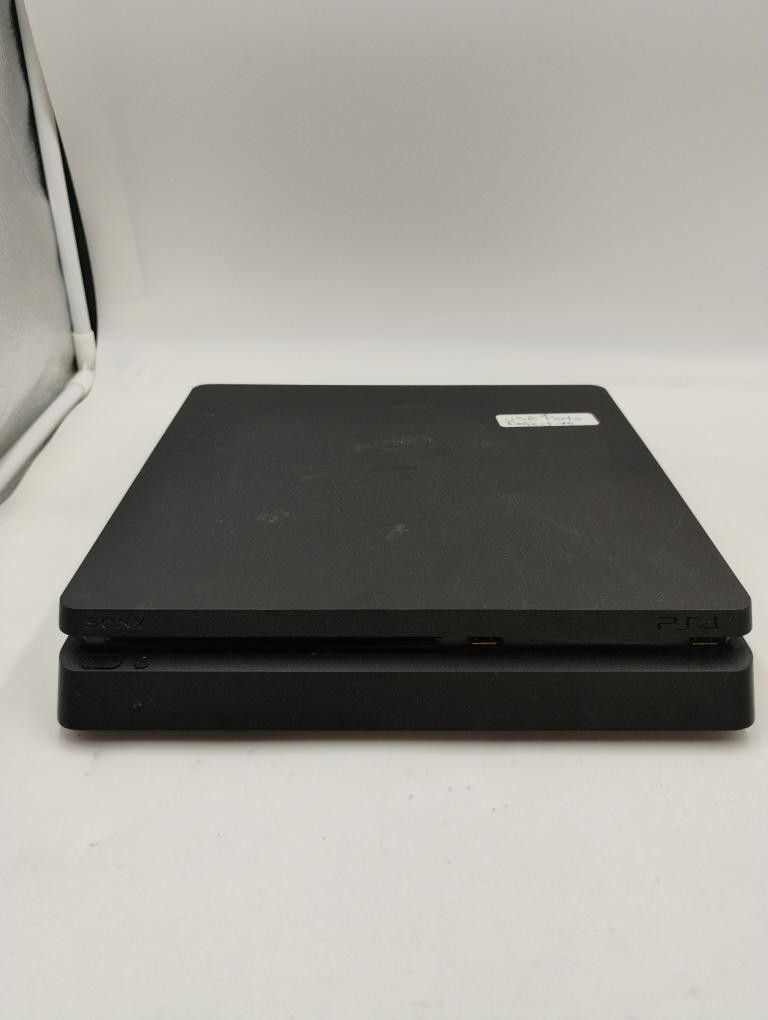 SONY PS4 – SYSTEM – CUH-1215A – 500GB (EL1079213)