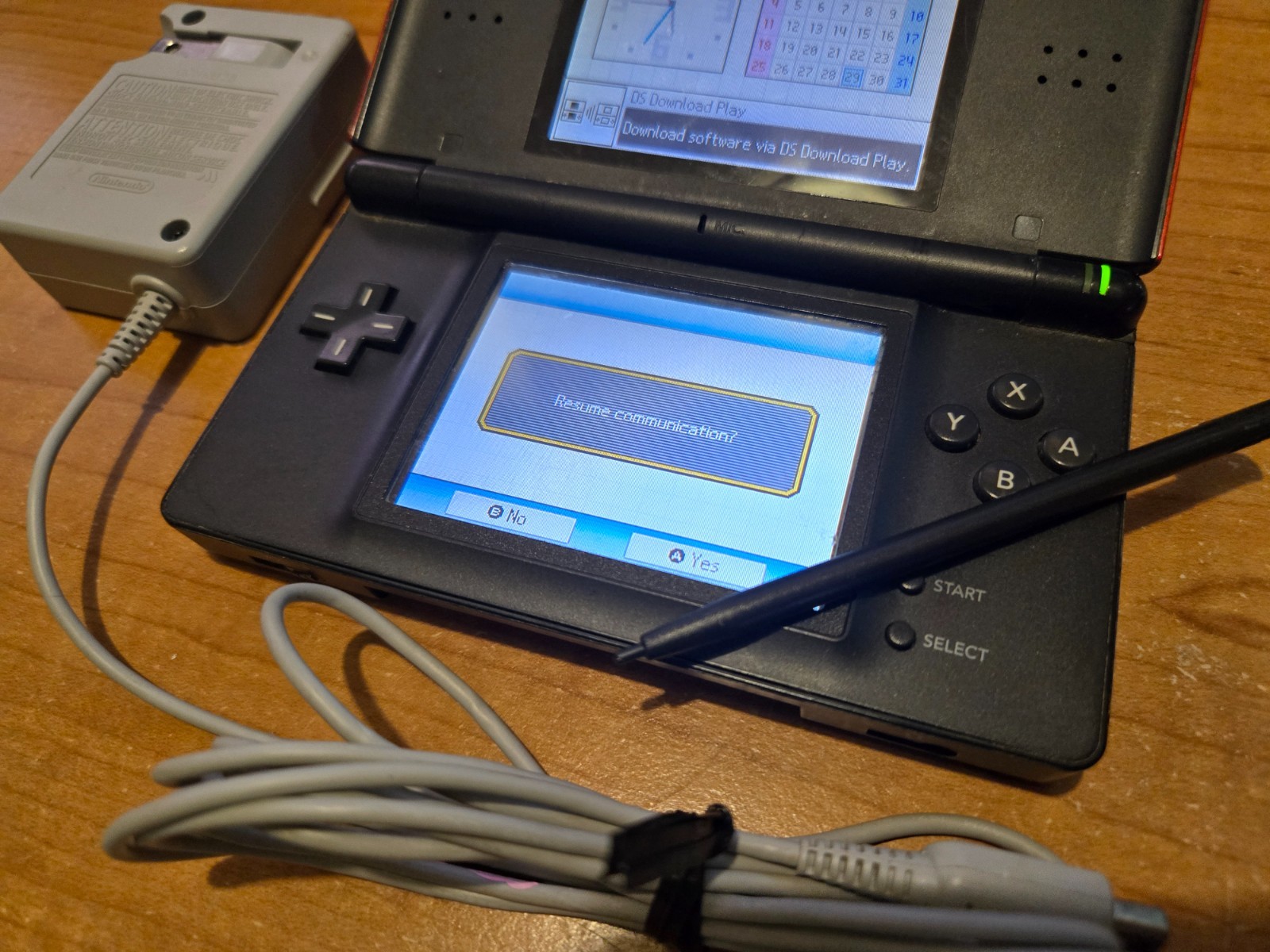 Nintendo DS Lite Console Black With Games, Charger & Stylus TESTED