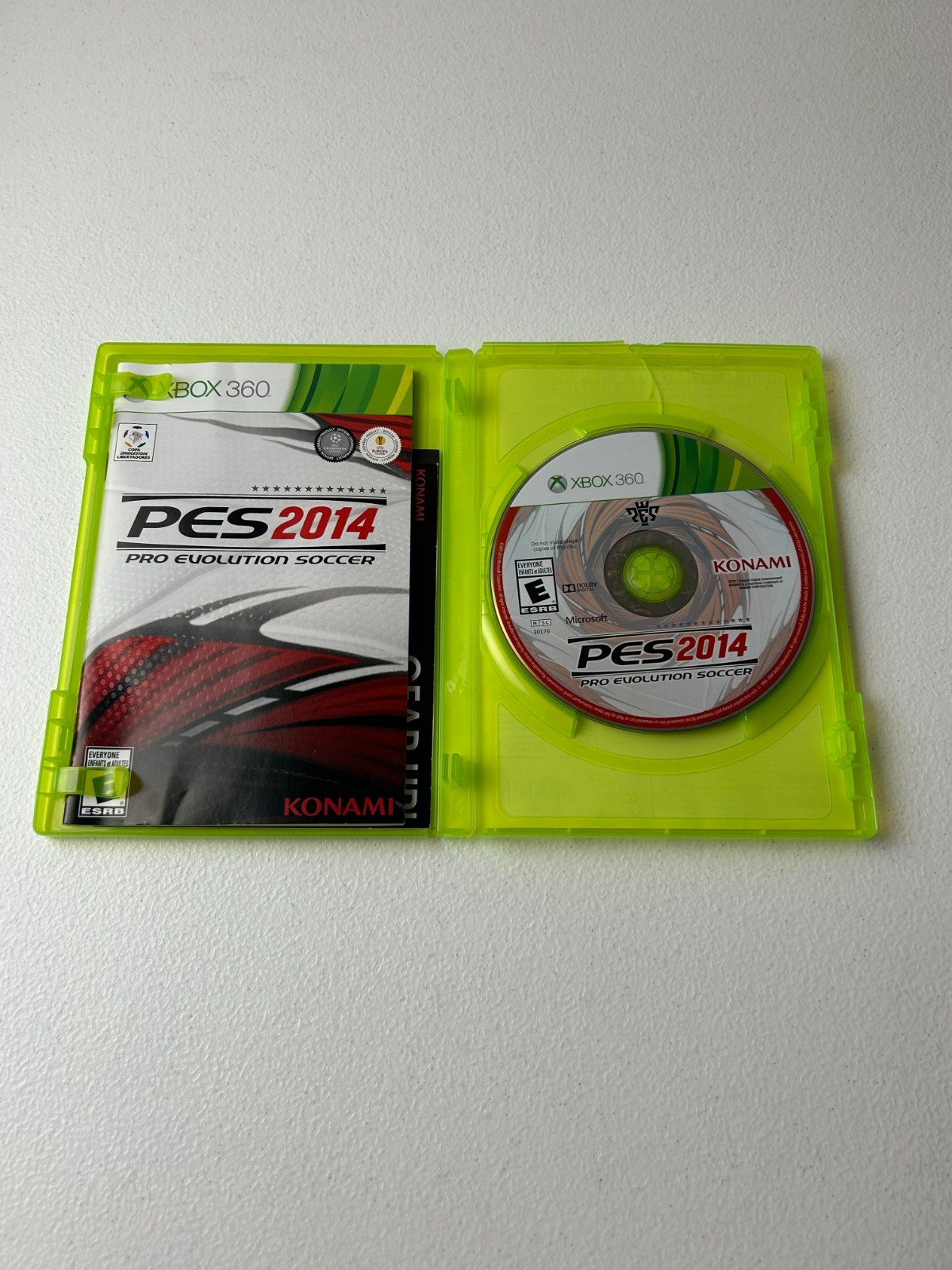 XBOX 360- PES 2014 PRO EVOLUTION SOCCER- COMPLETE W/ MANUAL