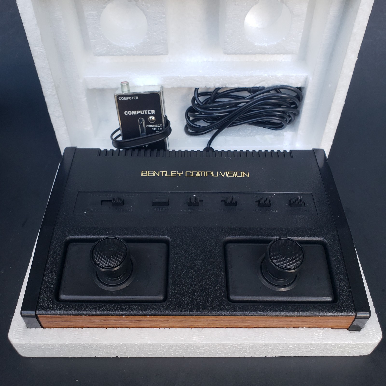 Vintage Bently Compu-Vision Deluxe Home TV Family Video Game System Untested