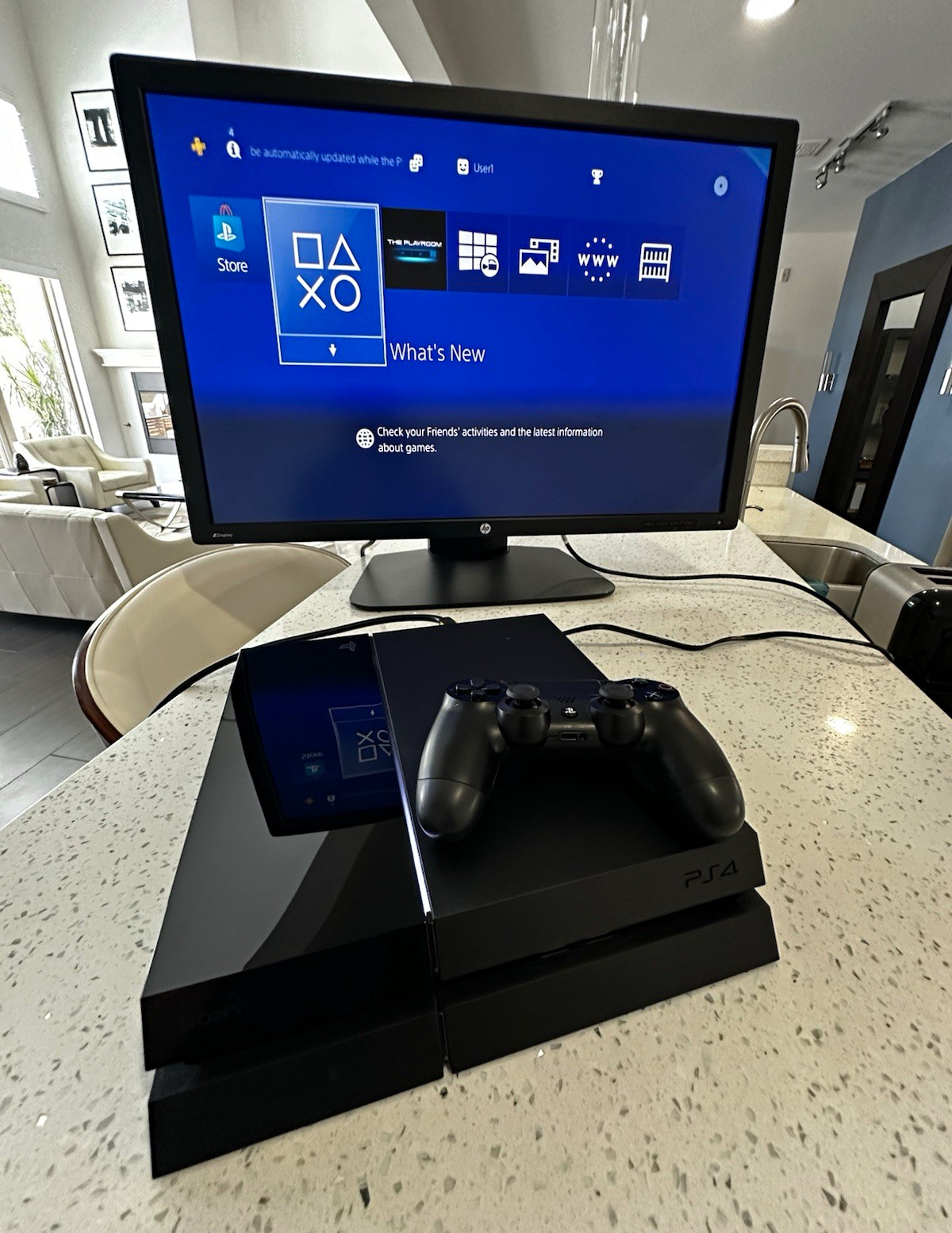 Sony PlayStation 4 PS4 Console 500GB w/ Controller Black HDMI 1080p
