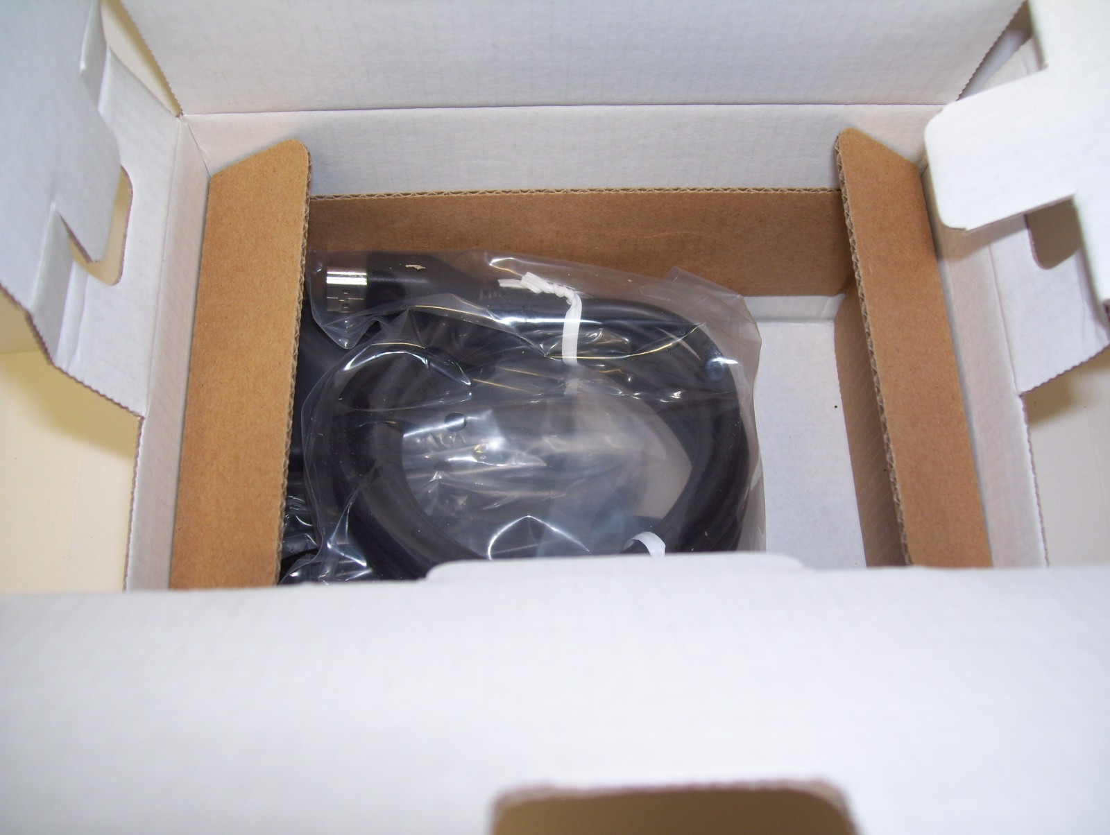 Sony PlayStation TV 1GB Console VTE-1001 – Black – NEW IN OPEN BOX!!!