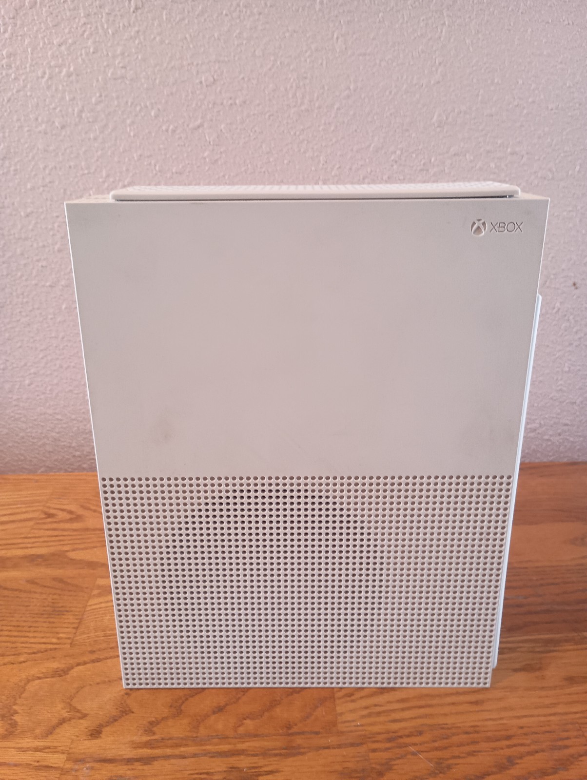 Microsoft Xbox One S 1TB Console Bundle + Forza 6…4K UHD Blu-ray Player