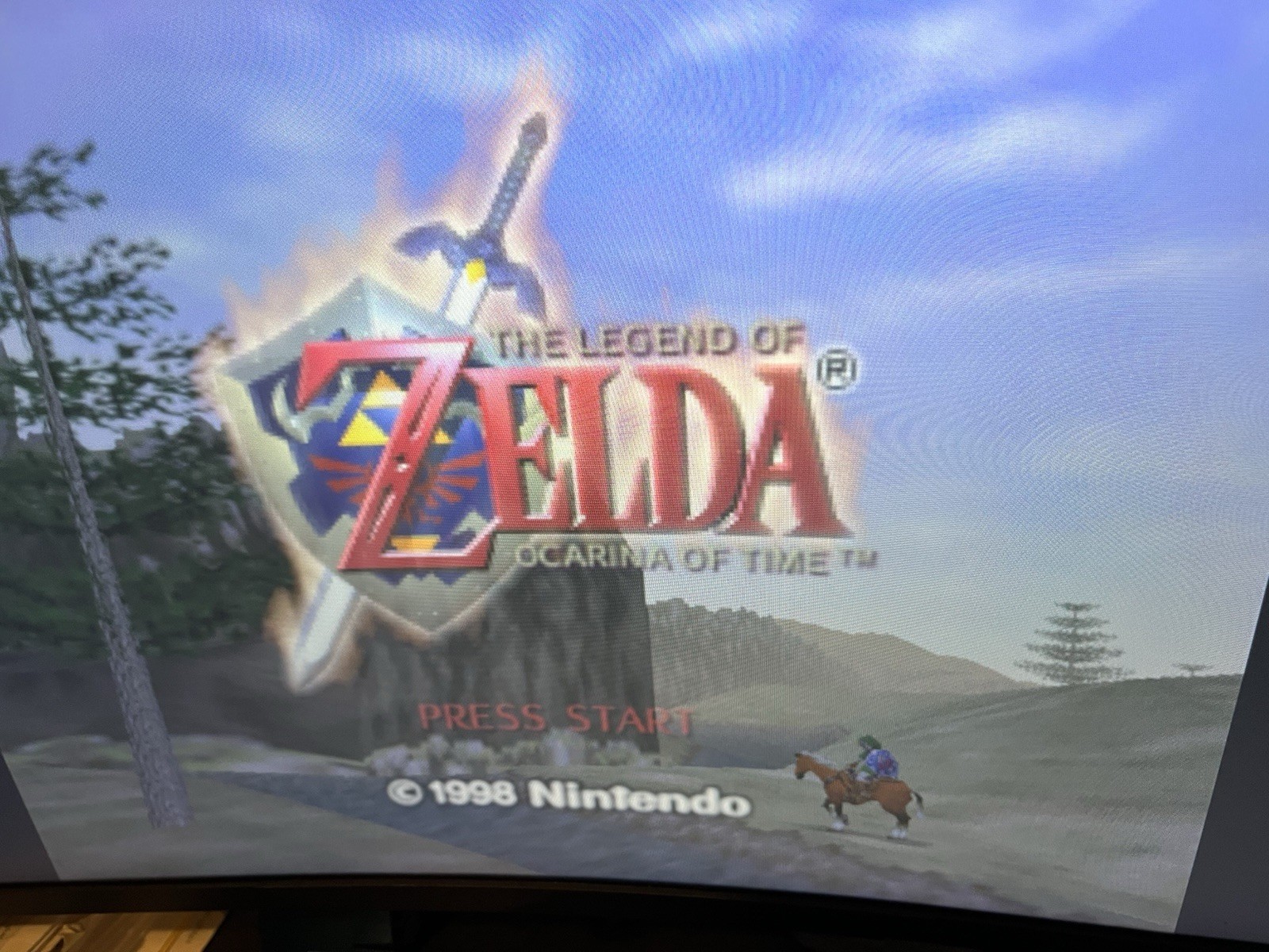 Beautiful Zelda themed Wii U bundle