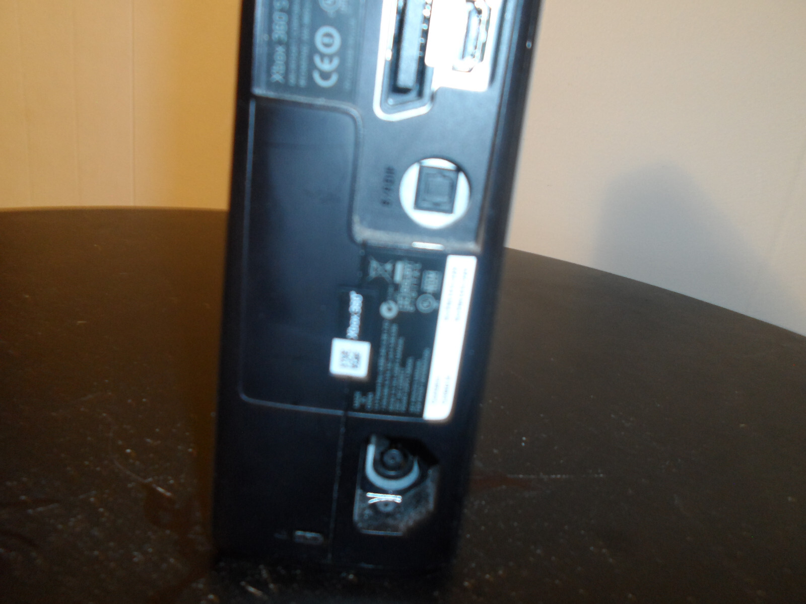 Microsoft Xbox 360 S 4GB Console – Black (1439)
