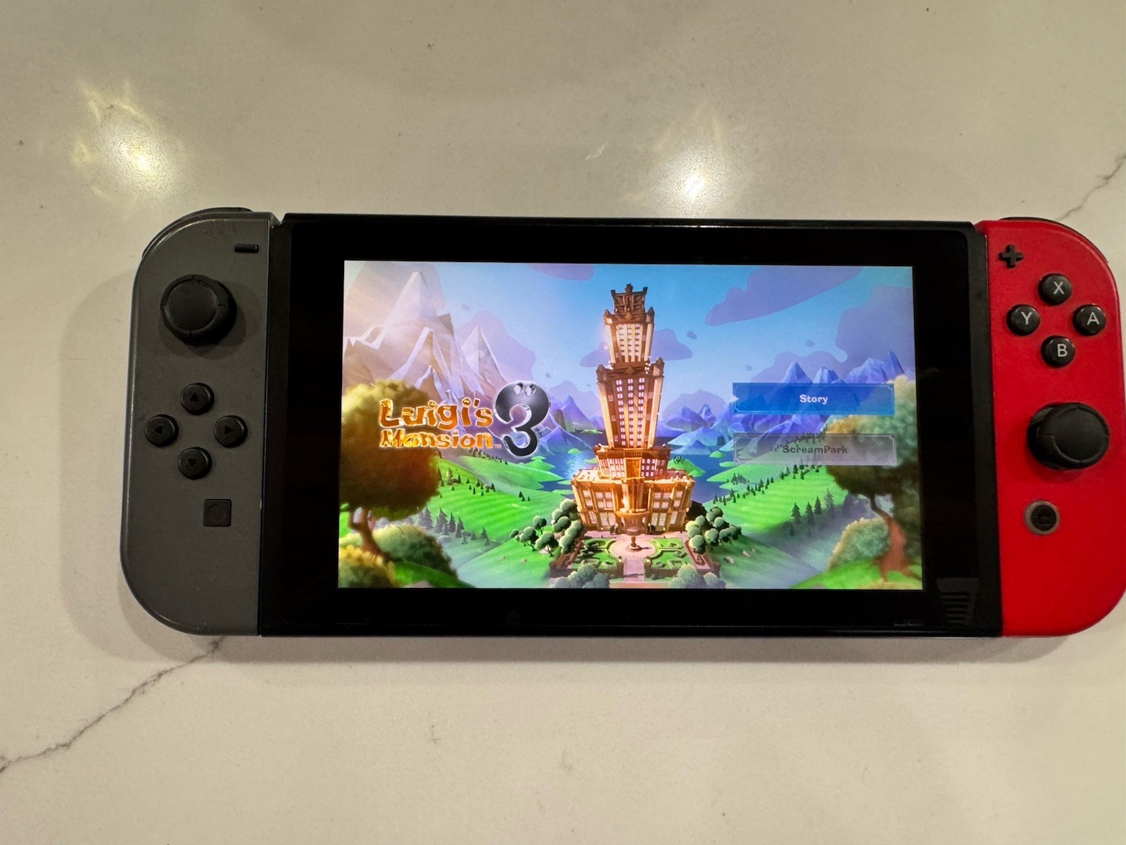 Nintendo Switch Console with Red/Gray Joy-Cons (HAC-001)