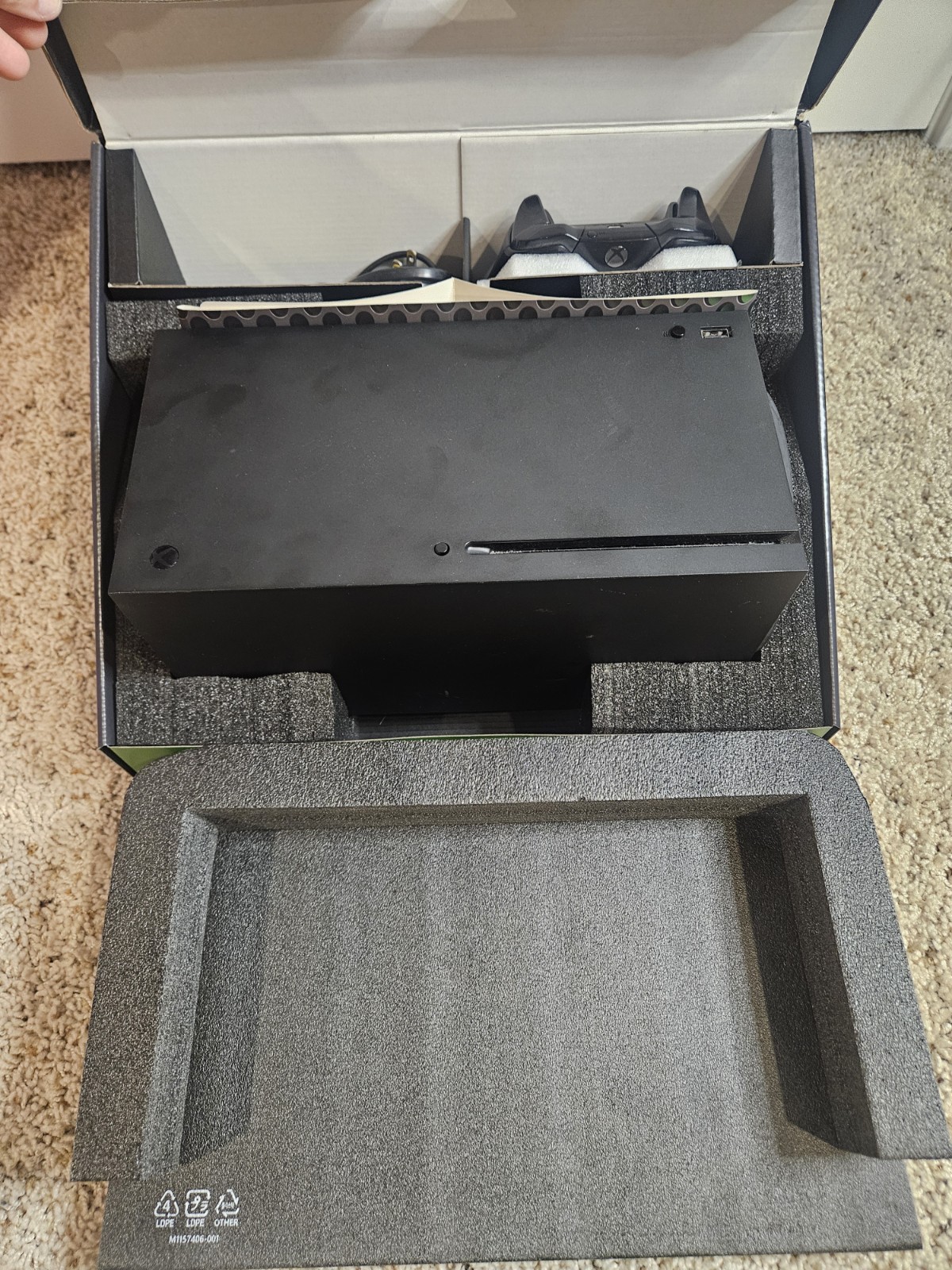 Xbox Series X bundle with controller & 11 Games In Box