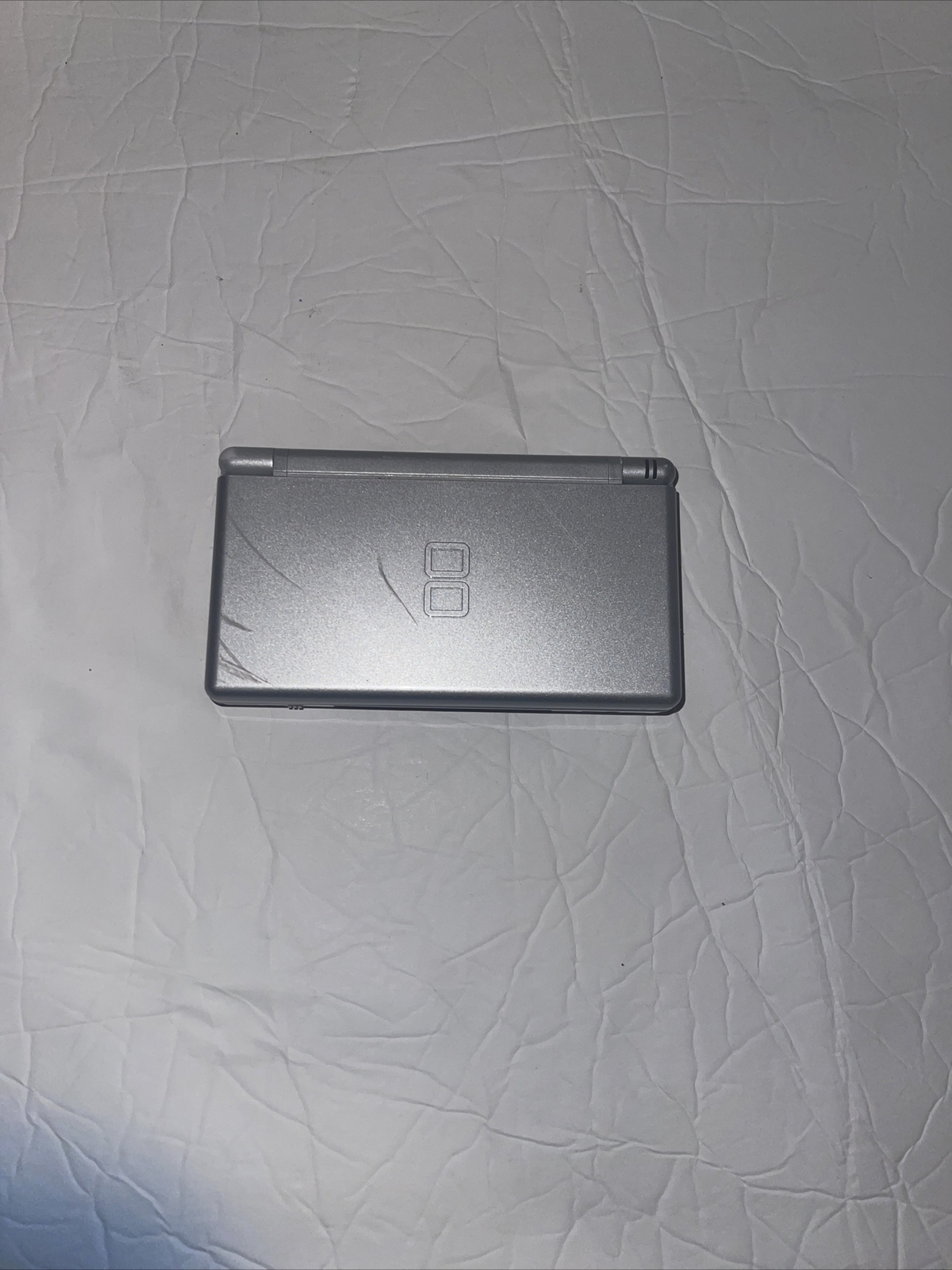 Nintendo DS Lite Launch Edition Silver Handheld System with charger