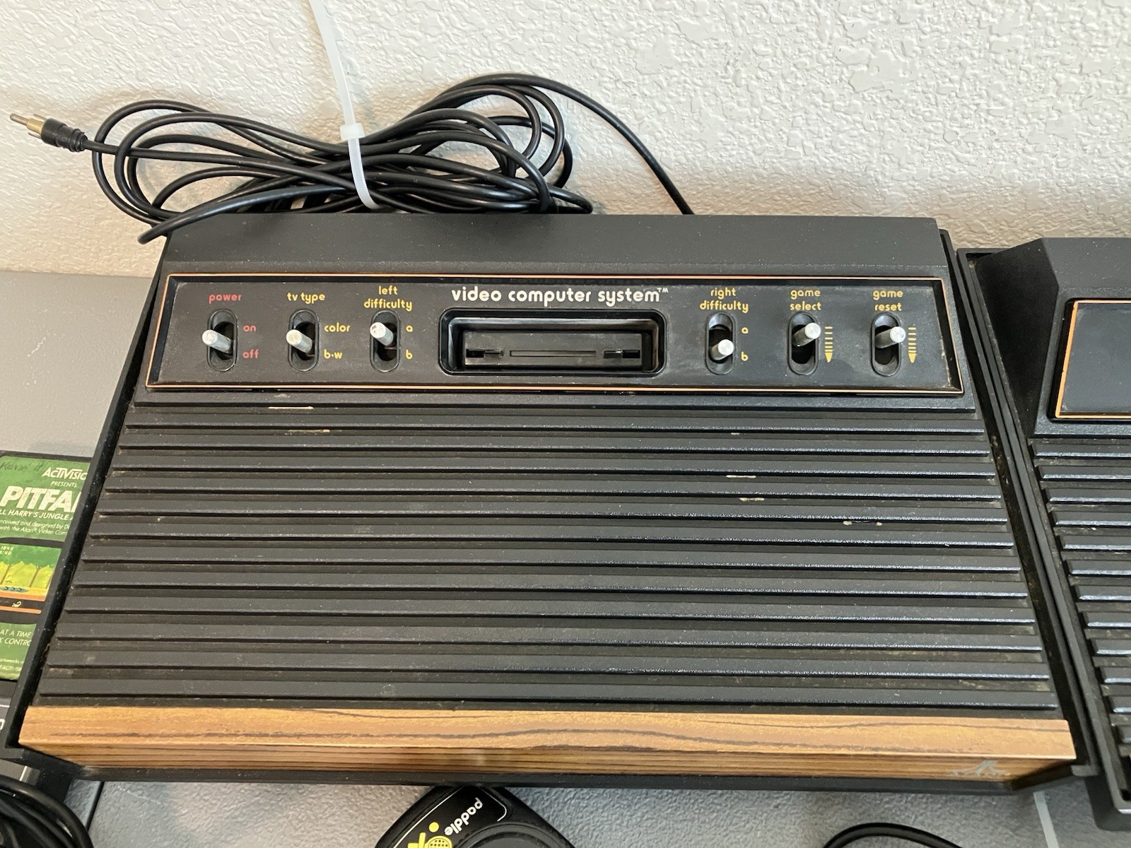 2 Atari 2600 & Sixer Console Lot, 4 Joysticks, 6 Paddles, 26 Games, Manuals READ