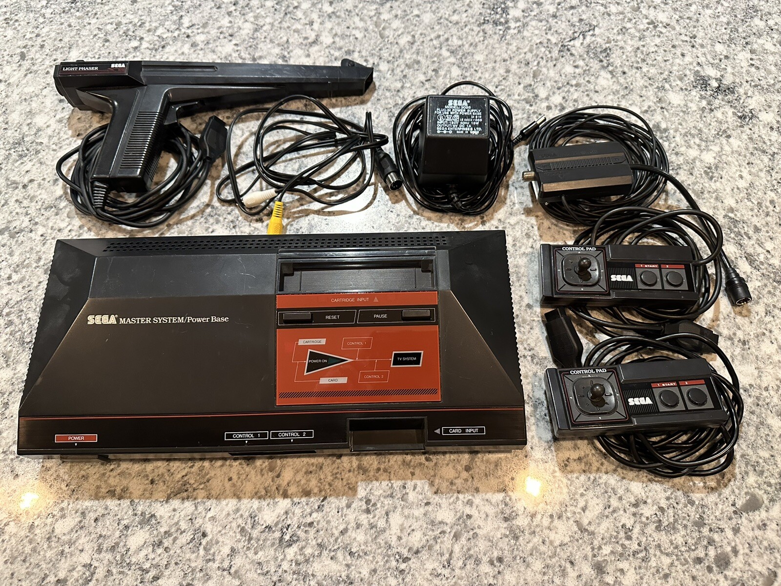 SEGA Master System 2 Joy Stick Controllers Light Phaser OEM Power RF New Av
