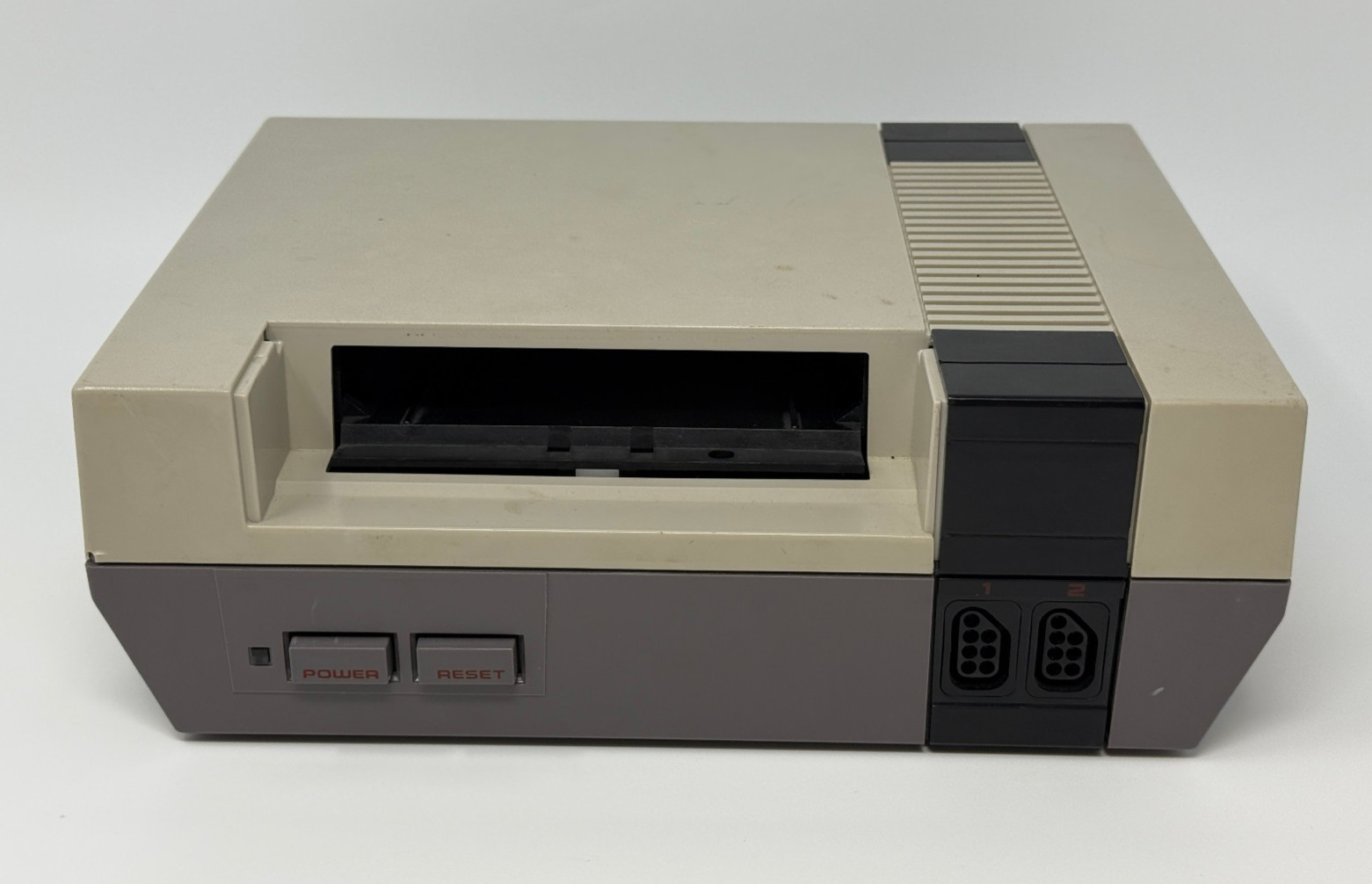 Nintendo NES Console [NES-001] *NO CABLES – TESTED & WORKING – READ* [5g]
