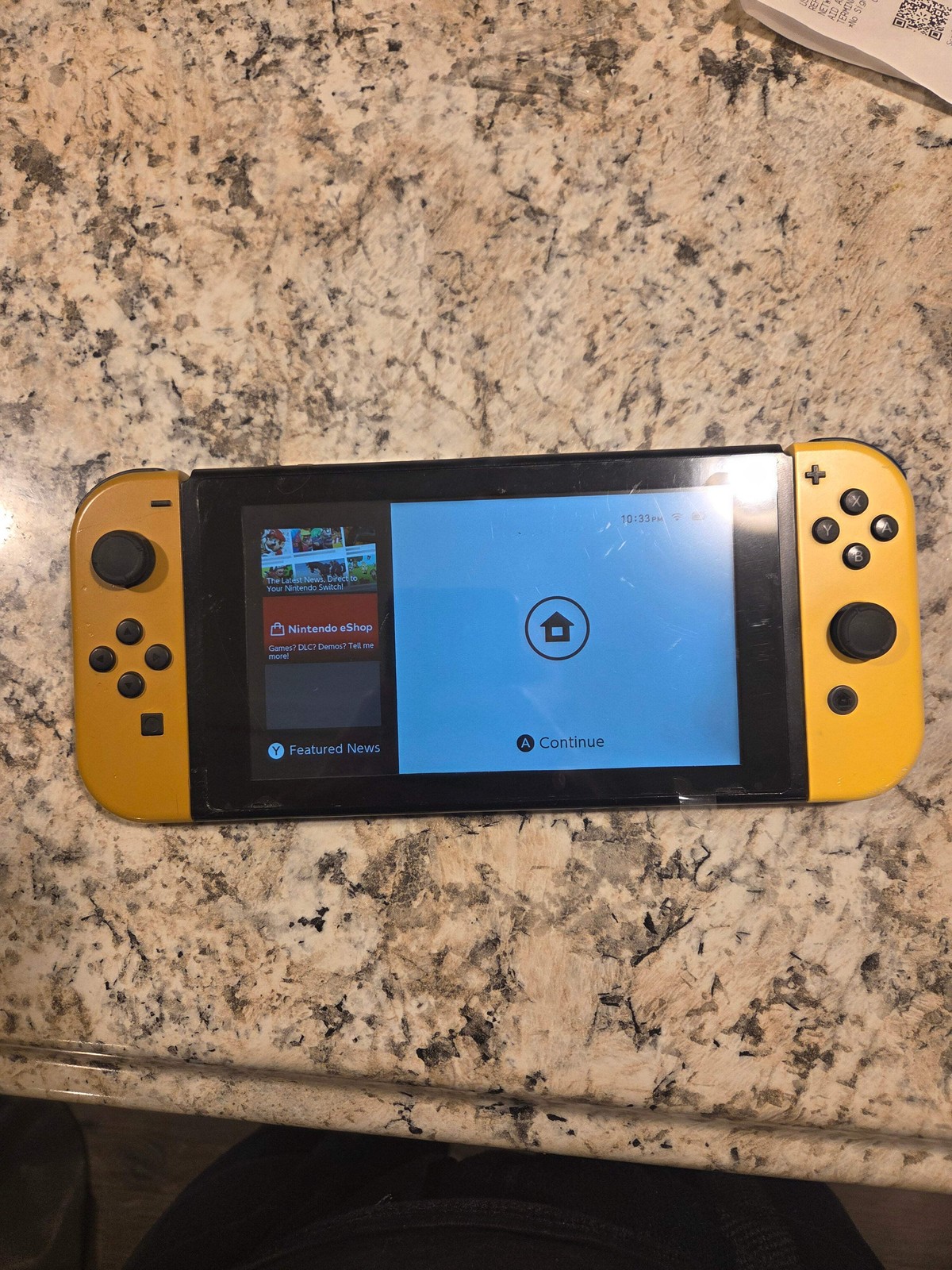 Nintendo Switch – Let’s Go Eevee & Pikachu Edition Console