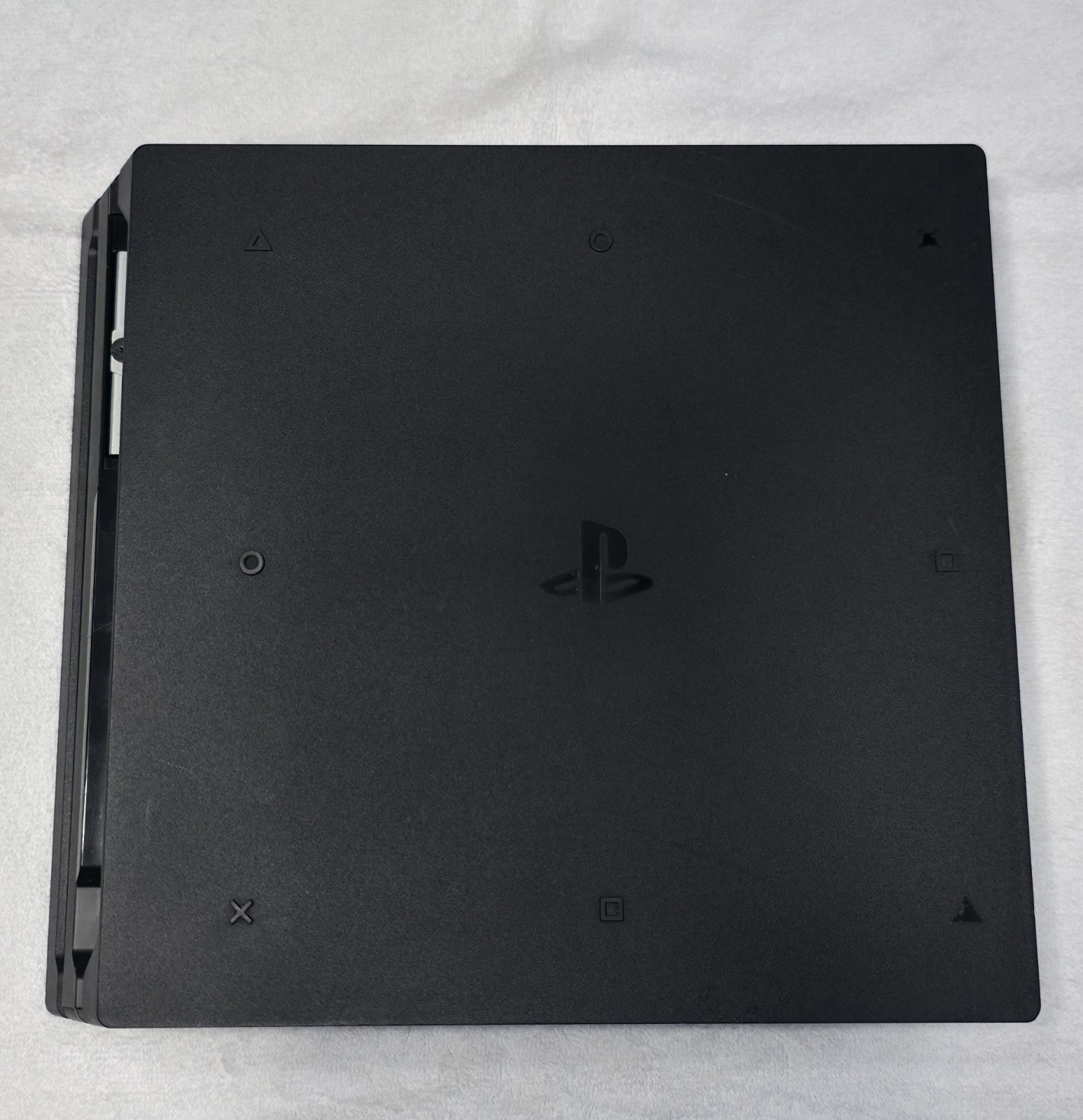 Sony PlayStation 4, PS4 Black Console Gaming System CUH-7015B