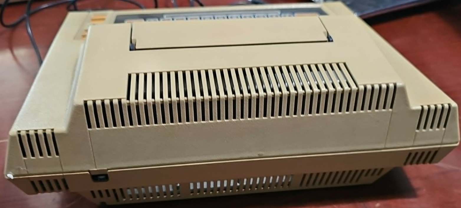 Atari 400 Computer Console System For Parts/Repair Only
