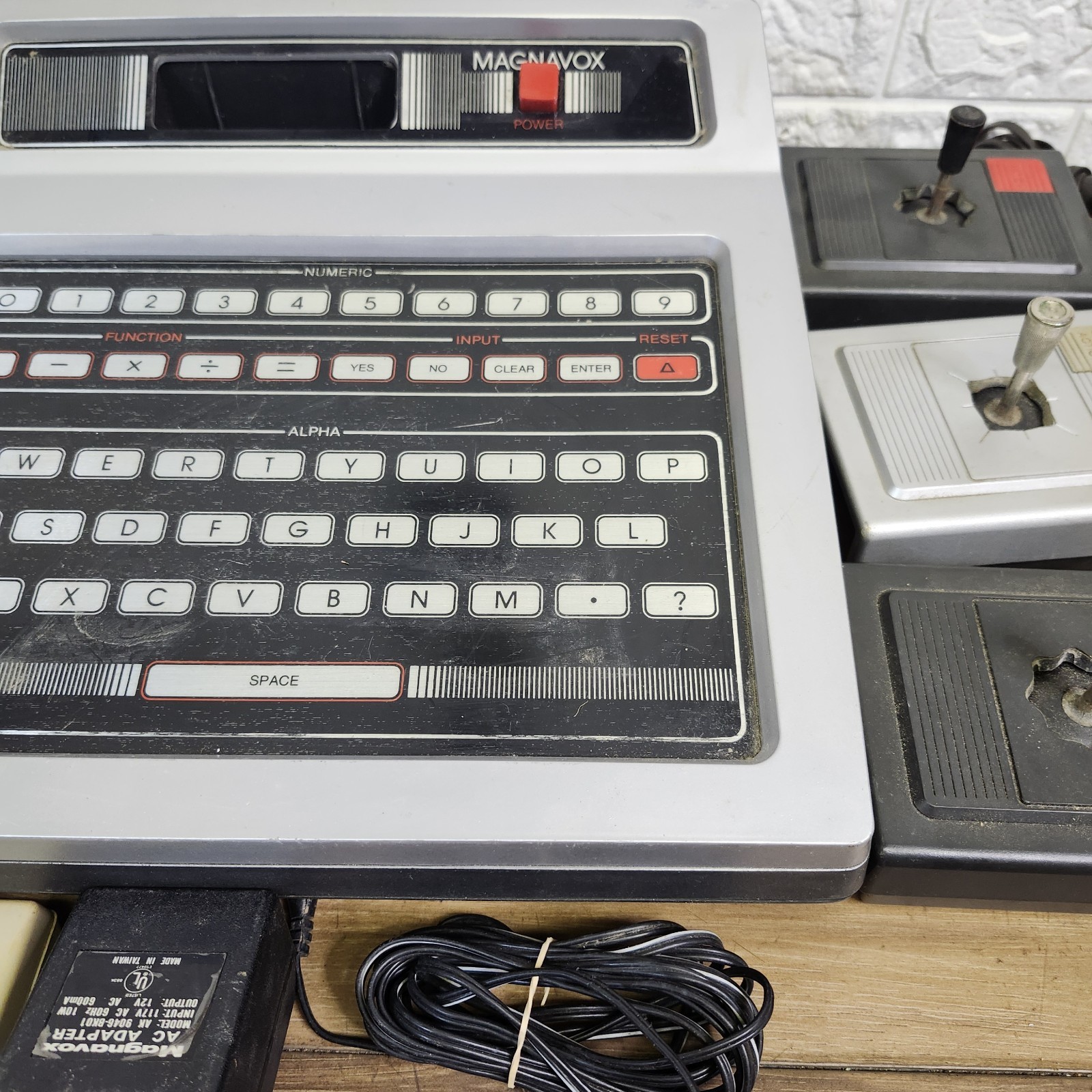 Magnavox Odyssey 2 Microprocessor Video Game System PARTS REPAIR AS-IS