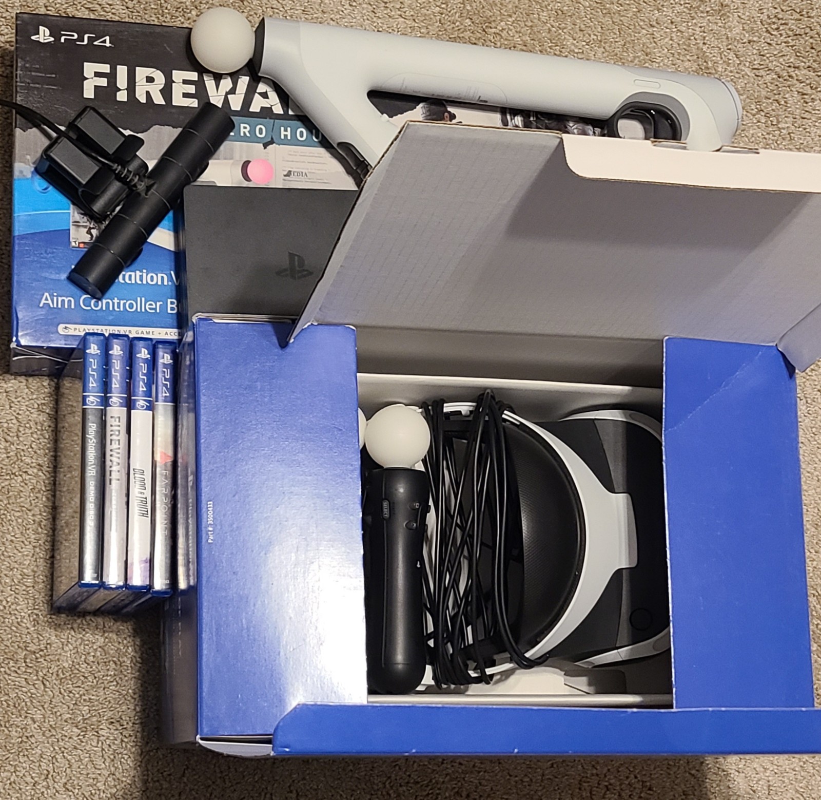 PSVR 1 Bundle With Games, Aim Gun, Headset, Base, Move Controllers, + All Boxes