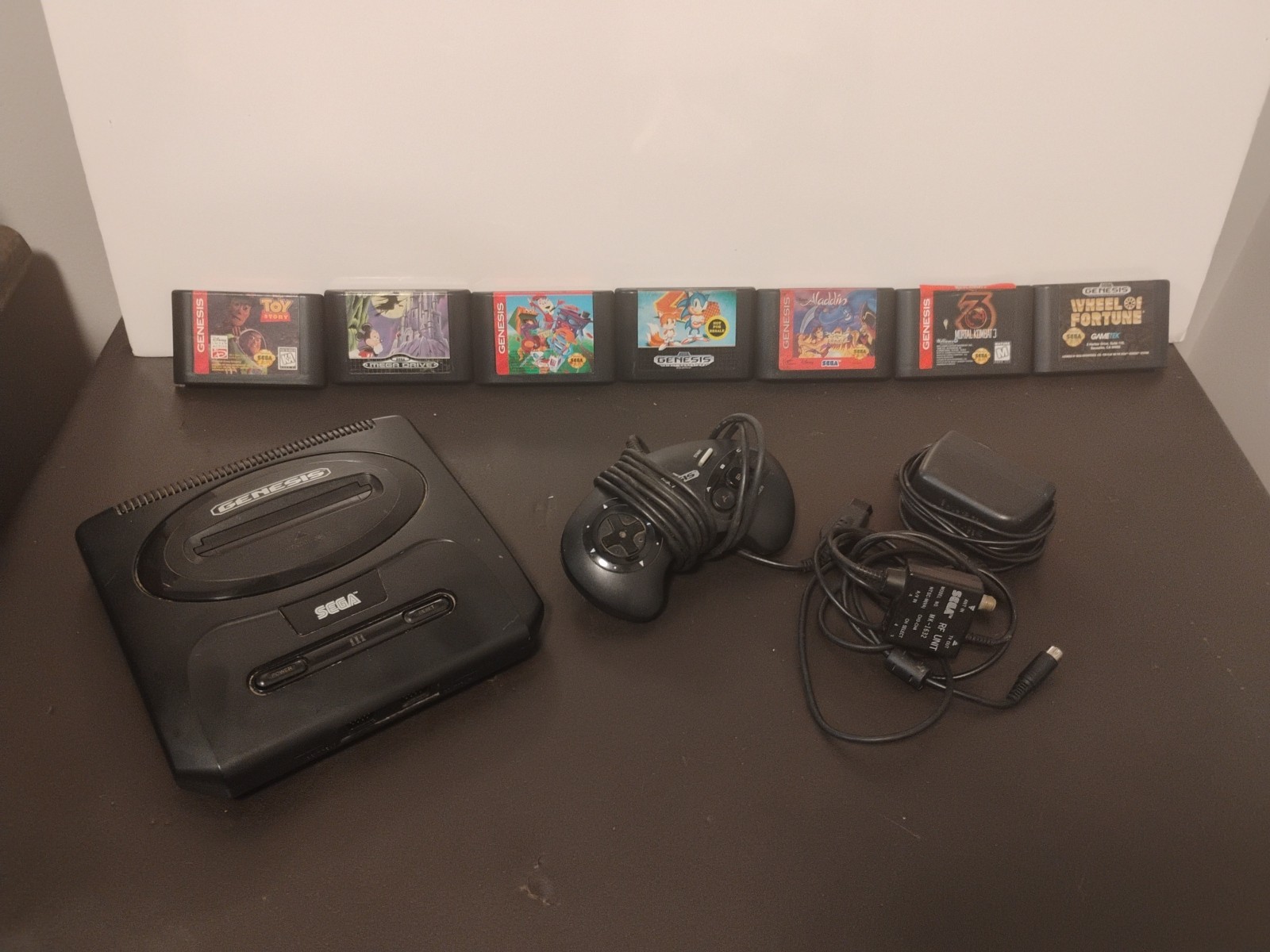 1993 Sega Genesis MK-1631 (Model 2) & Lot Of 7 games Works See Photos