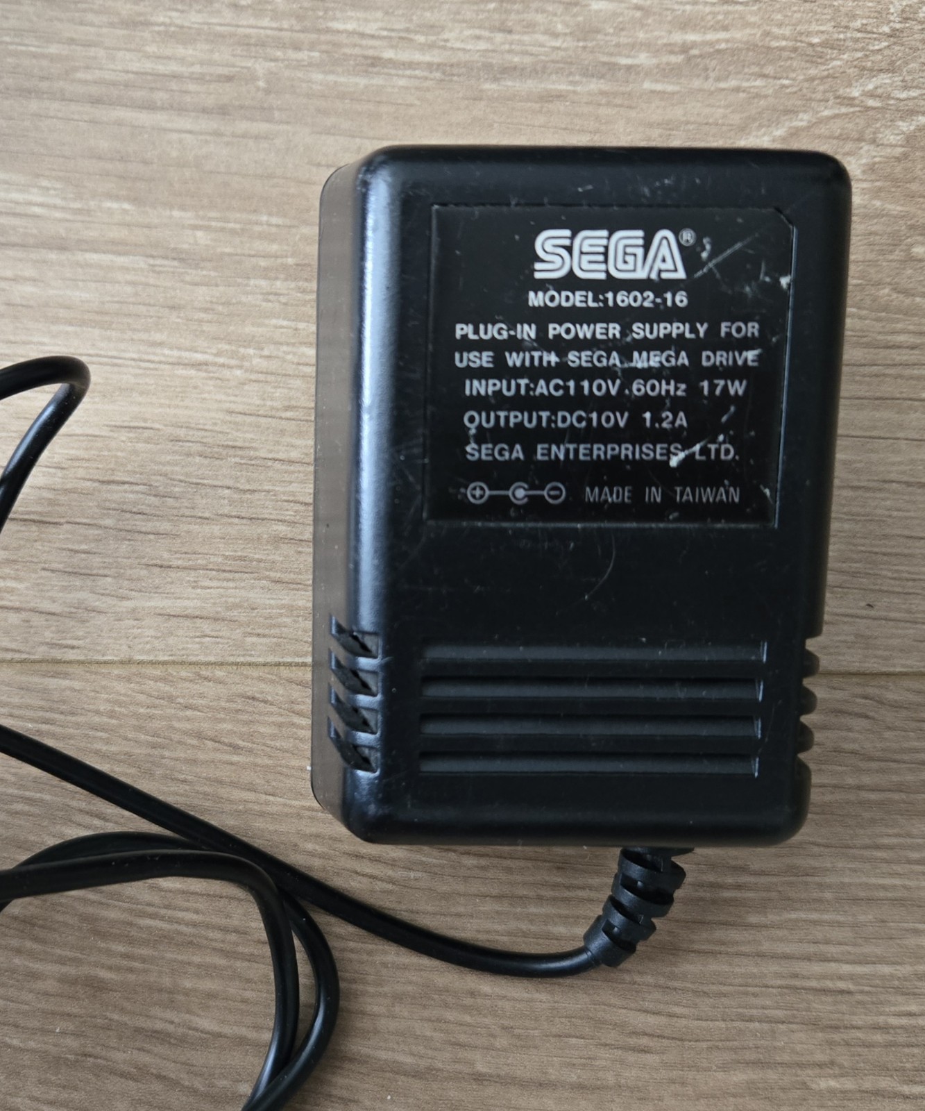 SEGA Mega Drive Console System Boxed Complete HAA-2510