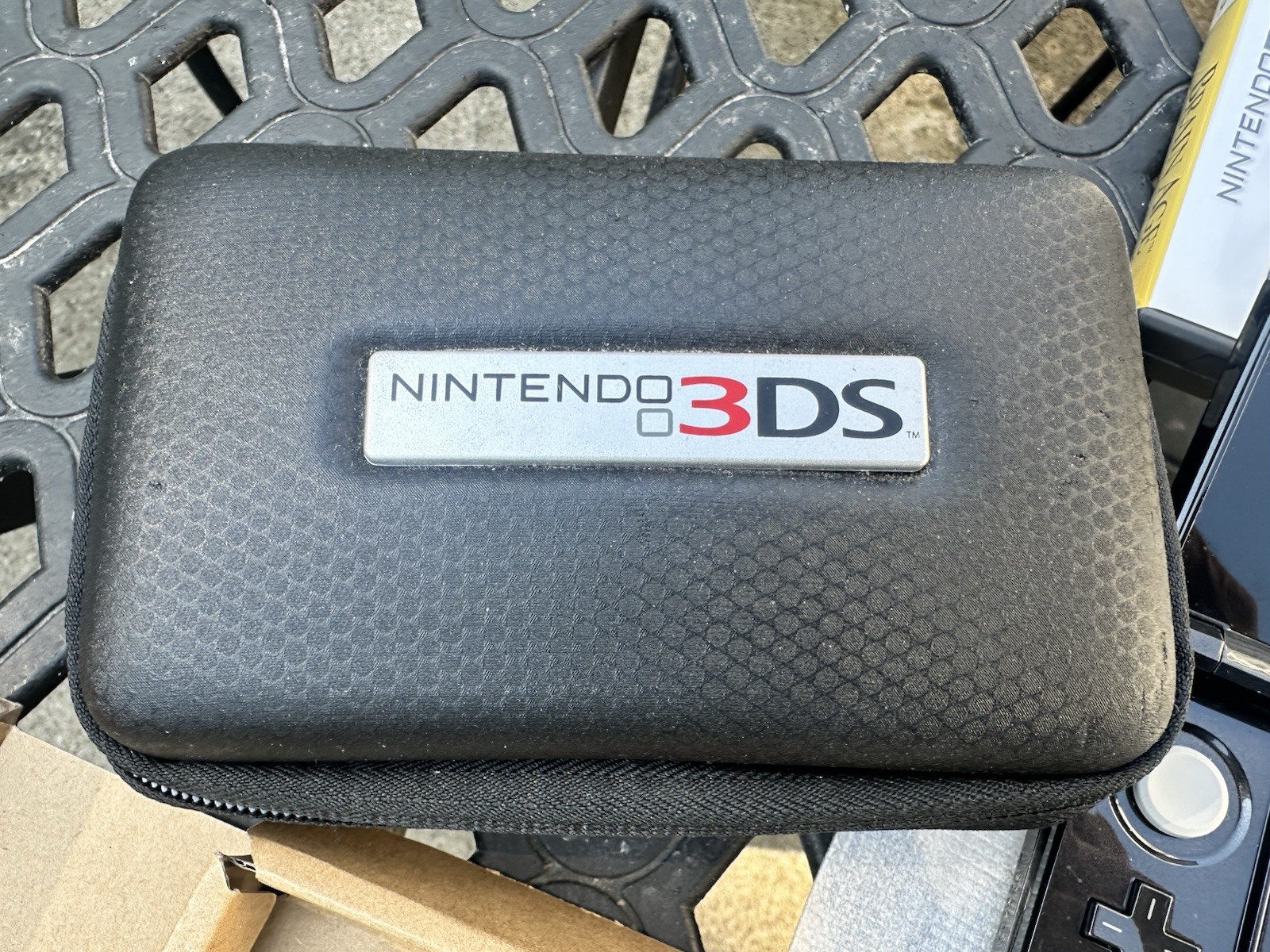 Nintendo 3DS Handheld System Cosmo Black CTR-001 W/ 4 Games, Case, Original Box!