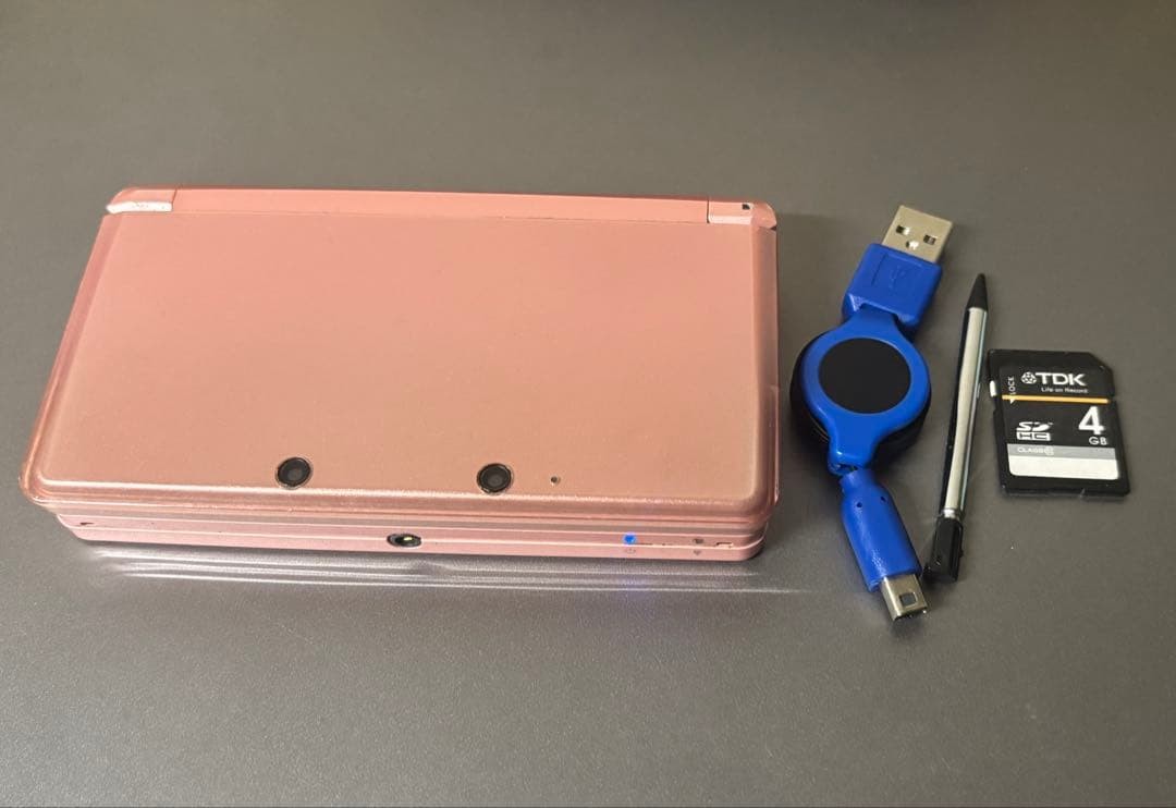 Tested 3DS Charger, Touch Pen, SD Card Included, Nintendo Misty Pink