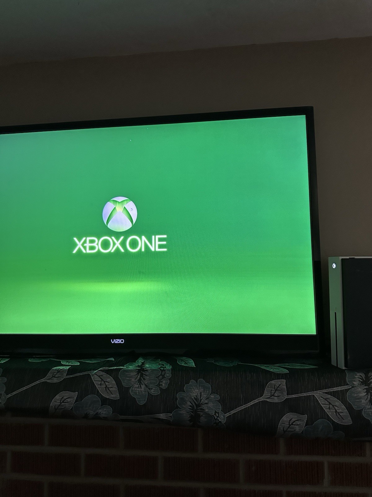 Microsoft Xbox One S White Console HDMI Wi-Fi Capability 2018