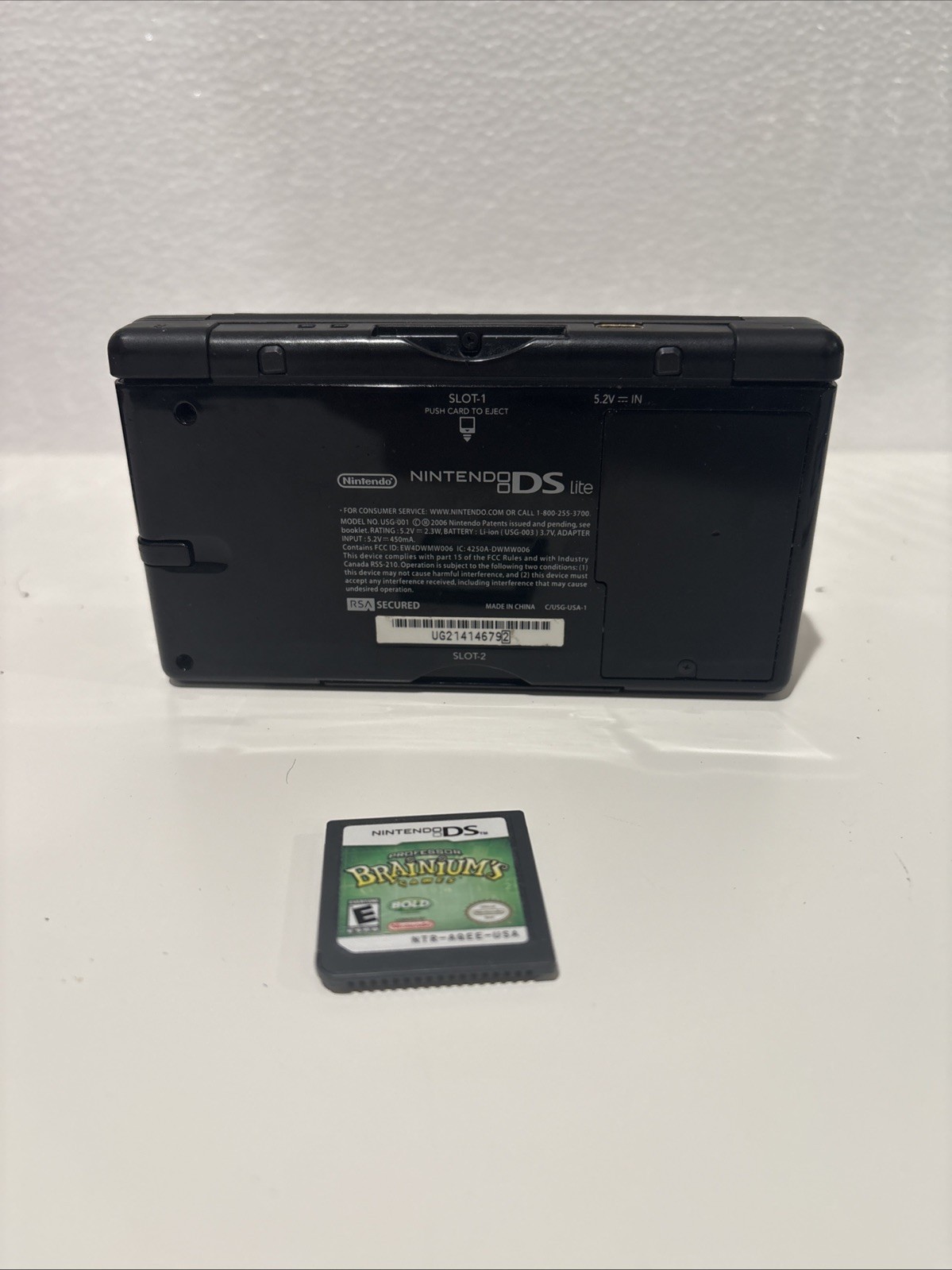 Nintendo DS Handheld System In Box Black/Onyx Complete Near Mint Pre-Owned