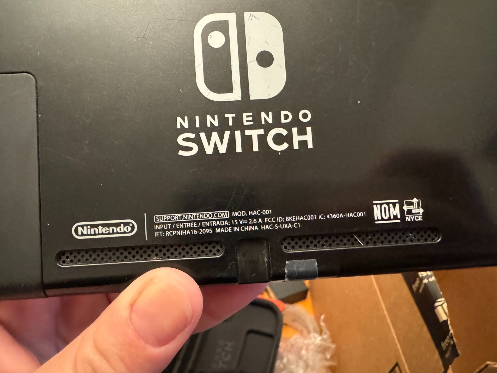 Nintendo Switch HAC-001 Tablet Console Black 32GB 720p HD Wi-Fi USB-C