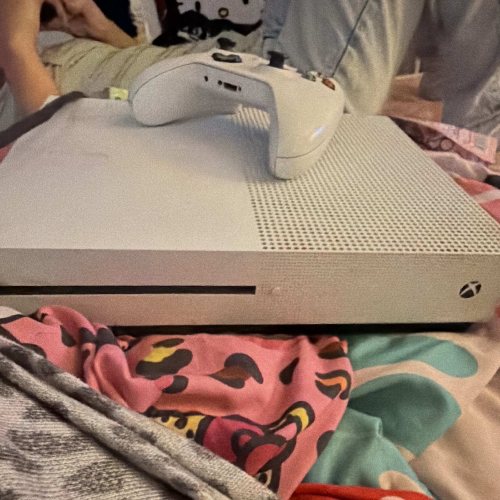Microsoft Xbox One S White Console with Controller & Power Cable, Model 1681