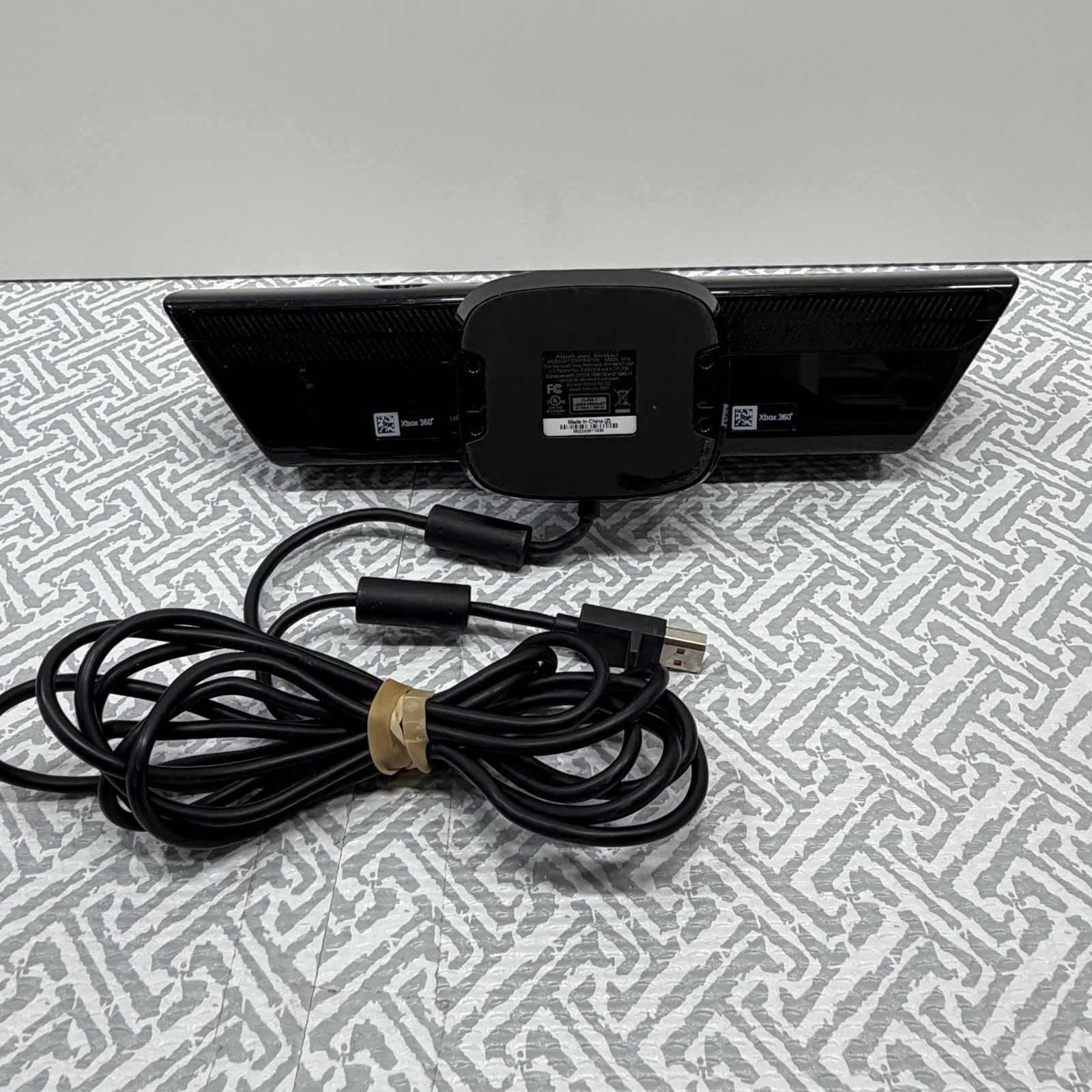 Microsoft Xbox 360 S Slim Console Model 1439 – 250GB Black – CIB W/ Xbox Kinect