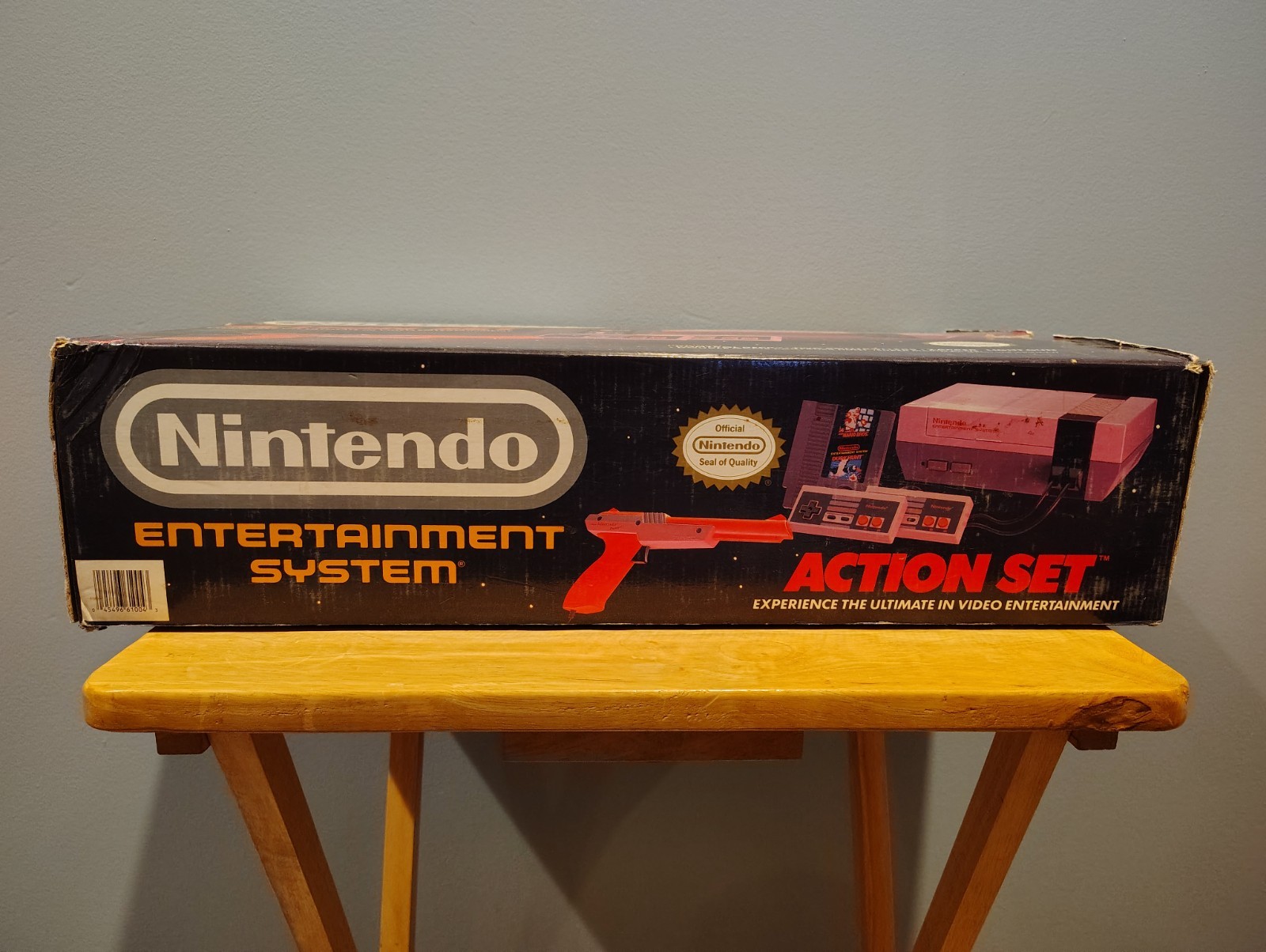 Nintendo NES Action Set Console System Complete Set CIB OEM Great Shape C Pics