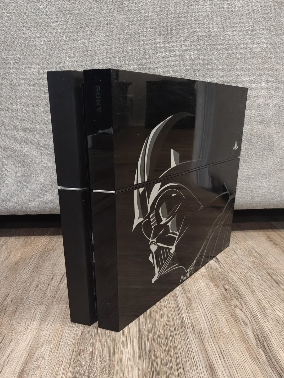 PS4 500GB Console Star Wars Darth Vader Edition Bundle + Controller & Cables