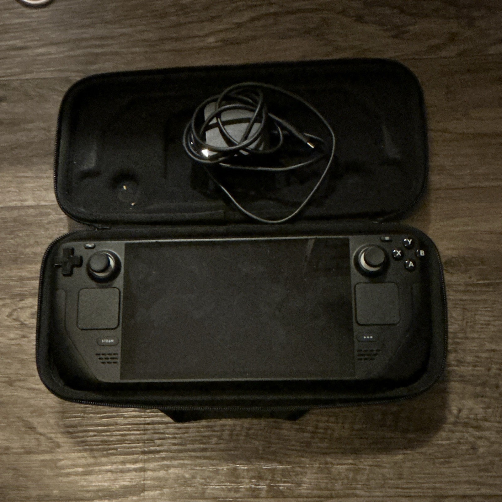 Valve Steam Deck 64GB Black Handheld 1280×800 Touchpad w/ Case, Cable & 256GB SD