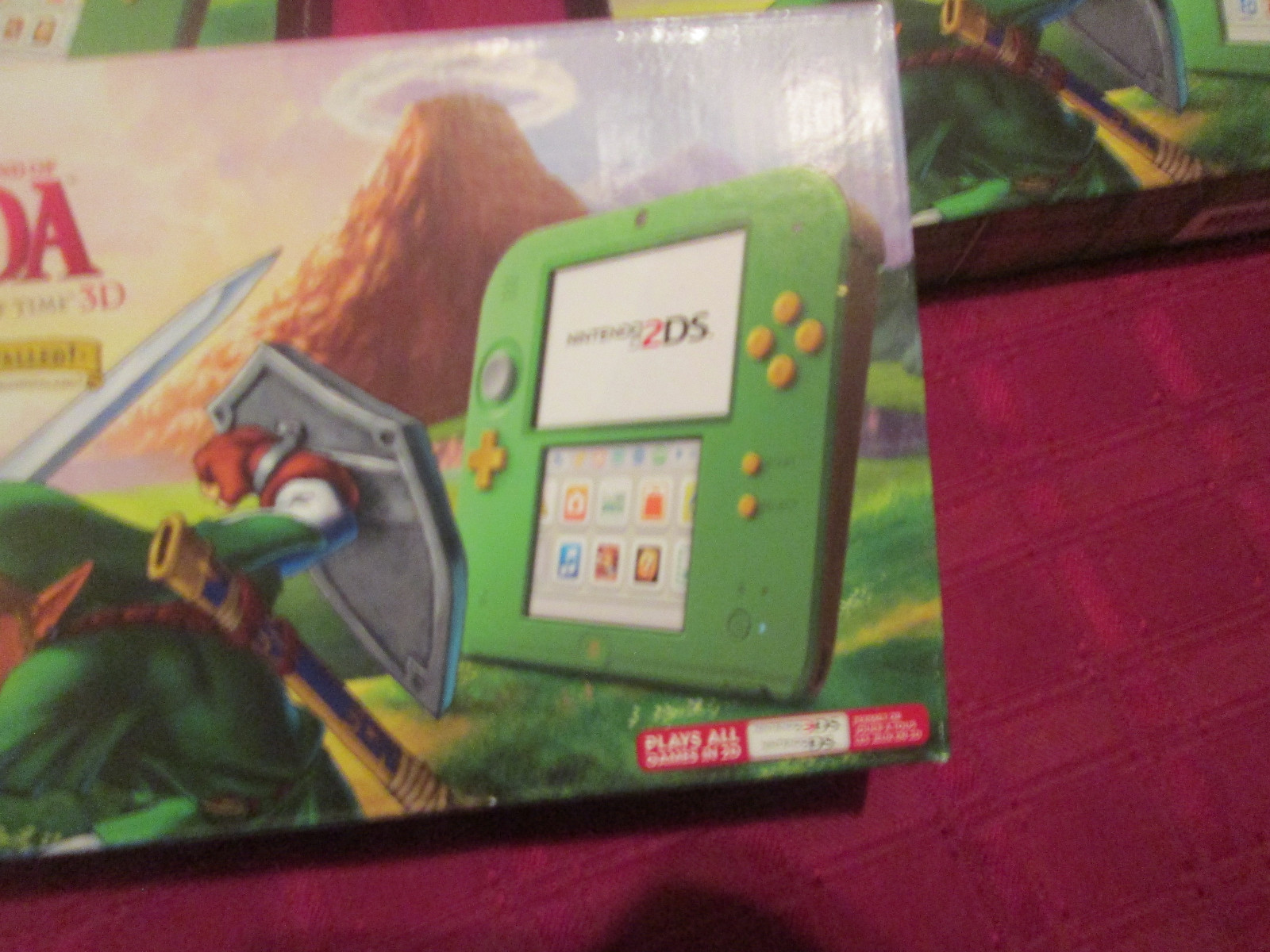 Nintendo 2DS CONSOLE Link Edition The Legend of Zelda Ocarina Time 3D NEW