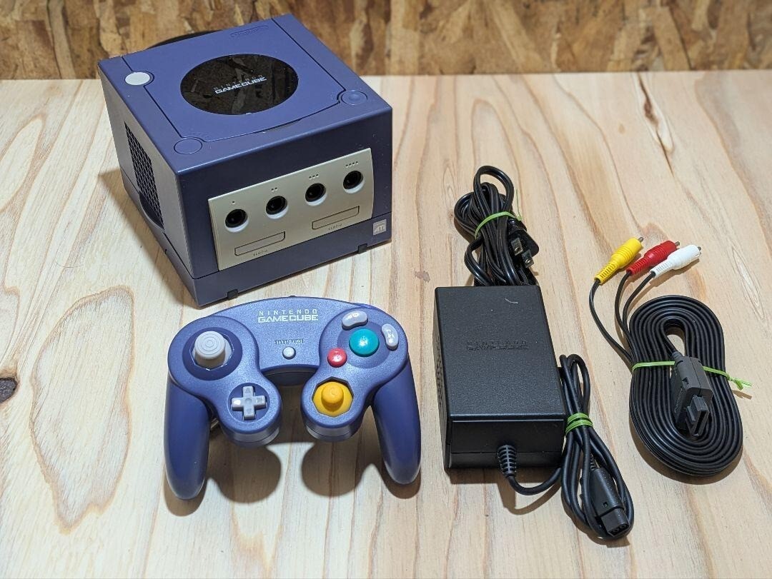 Nintendo GameCube Basic Set Violet